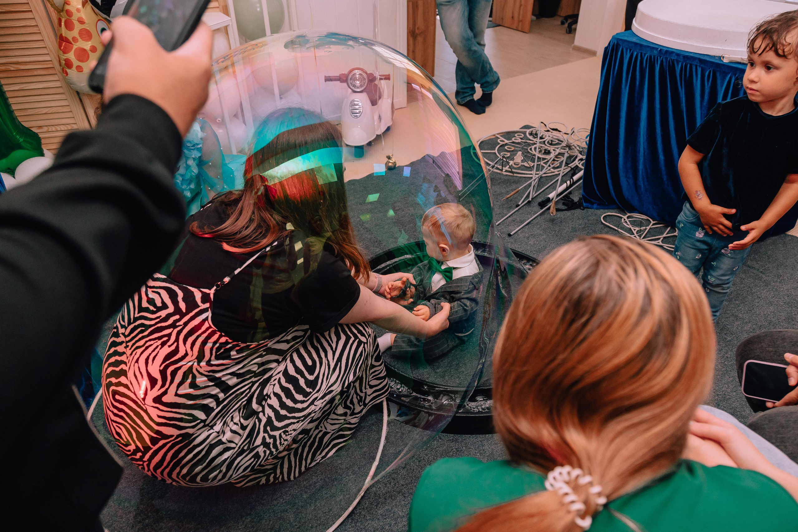 1 год в игровой. Фотограф Авилова Дарья ● Тюмень● Съемка больших семей ●Архив поколений