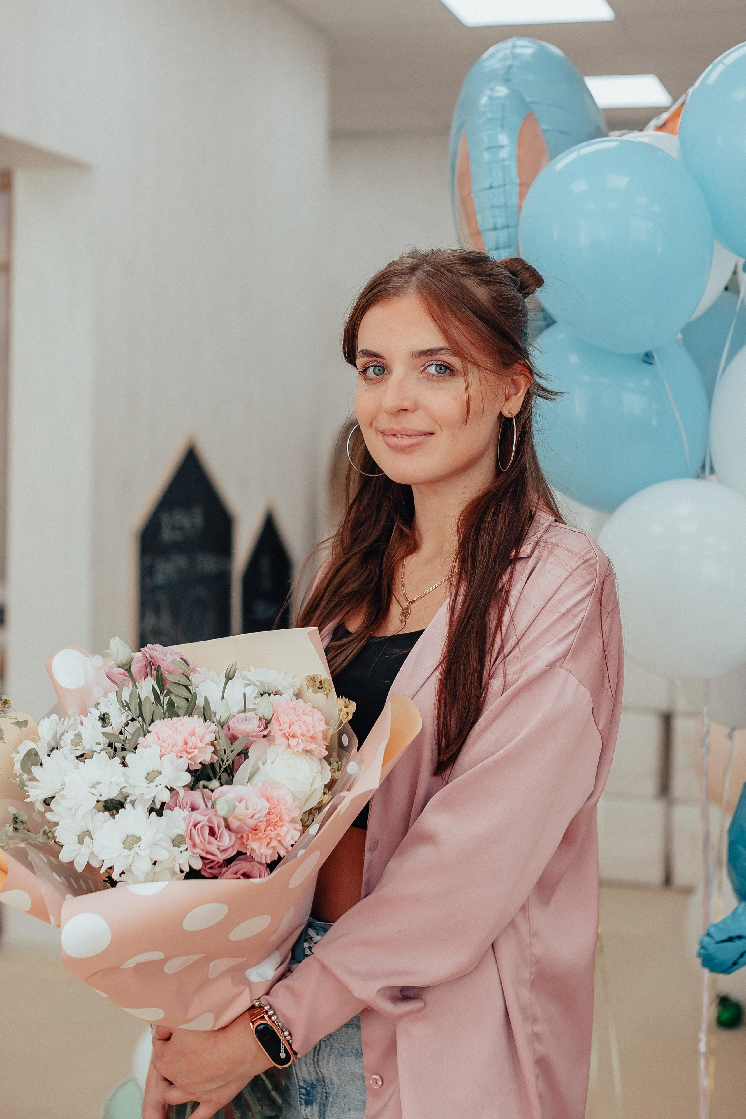 1 год в игровой. Фотограф Авилова Дарья ● Тюмень● Съемка больших семей ●Архив поколений