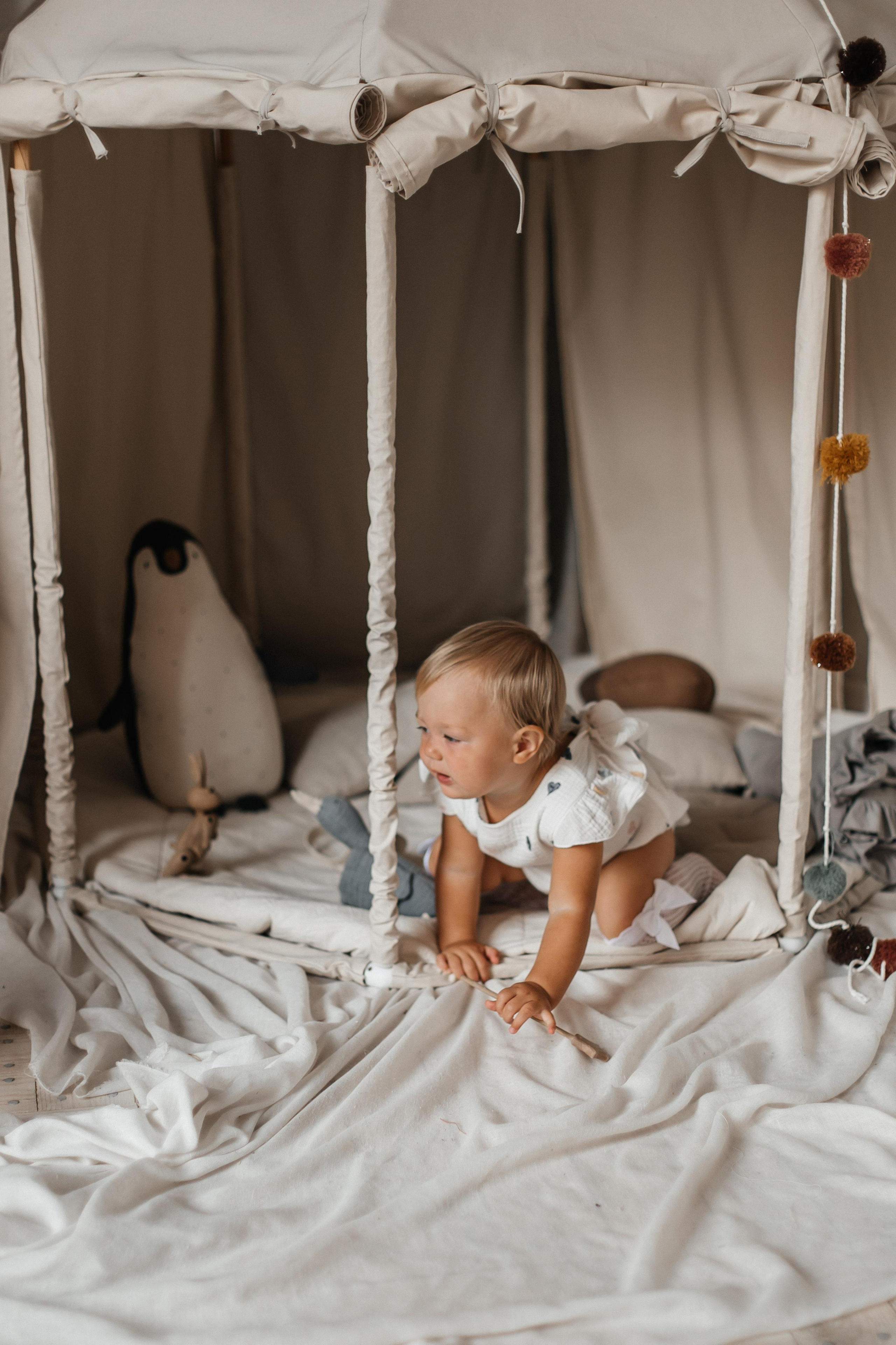 Семейная фотосессия (1 годик). Фотограф Авилова Дарья ● Тюмень● Съемка больших семей ●Архив поколений