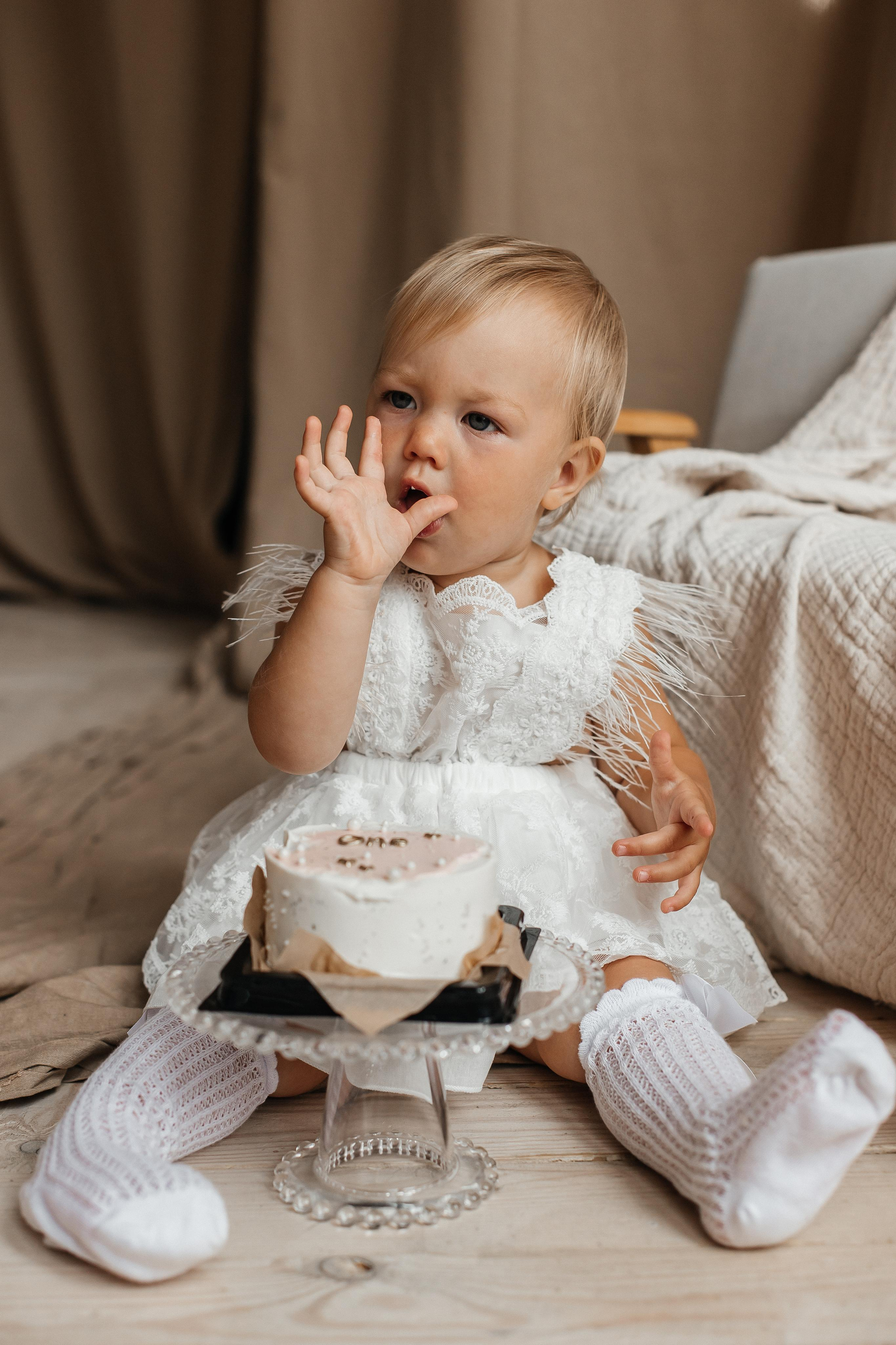 Семейная фотосессия (1 годик). Фотограф Авилова Дарья ● Тюмень● Съемка больших семей ●Архив поколений