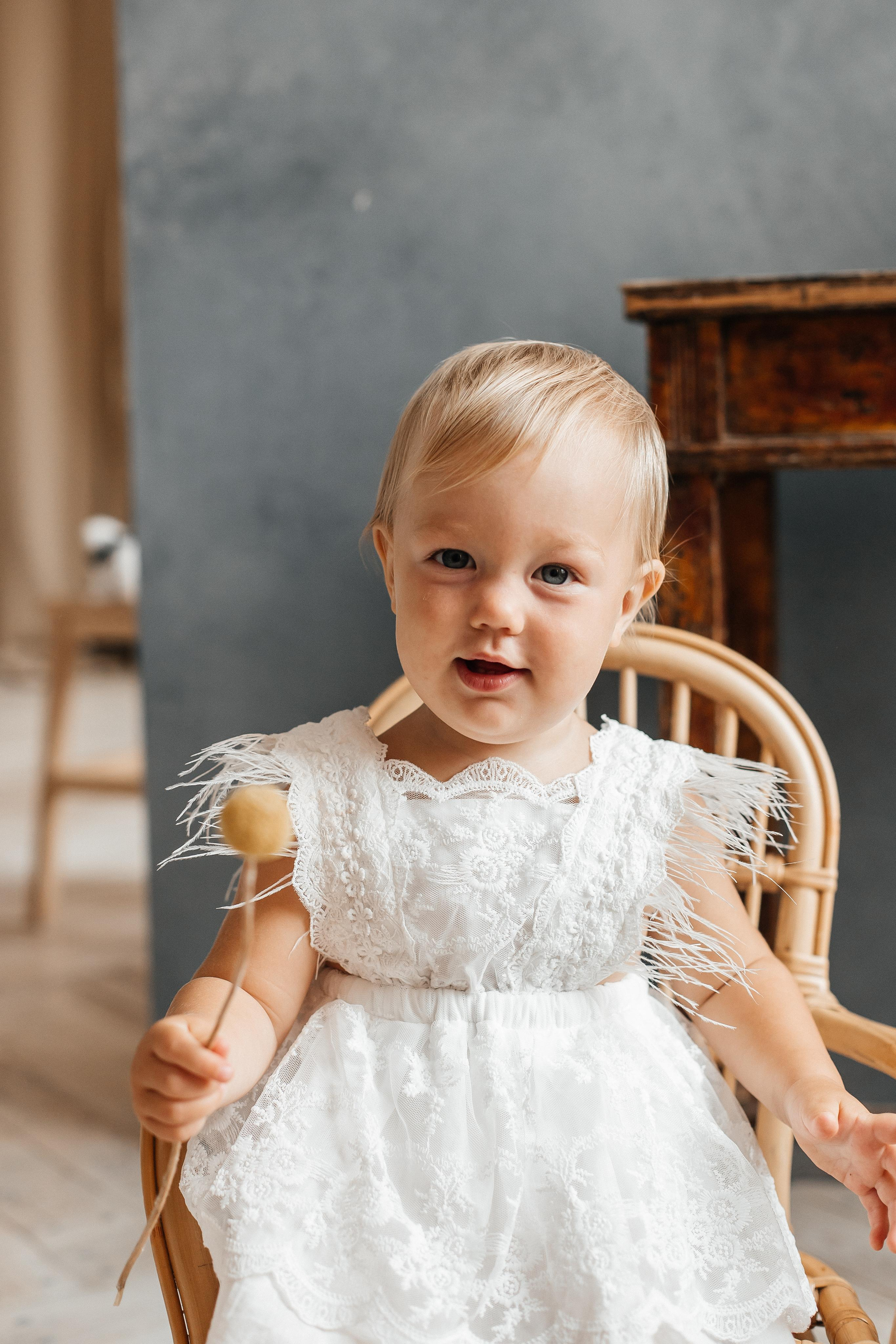 Семейная фотосессия (1 годик). Фотограф Авилова Дарья ● Тюмень● Съемка больших семей ●Архив поколений