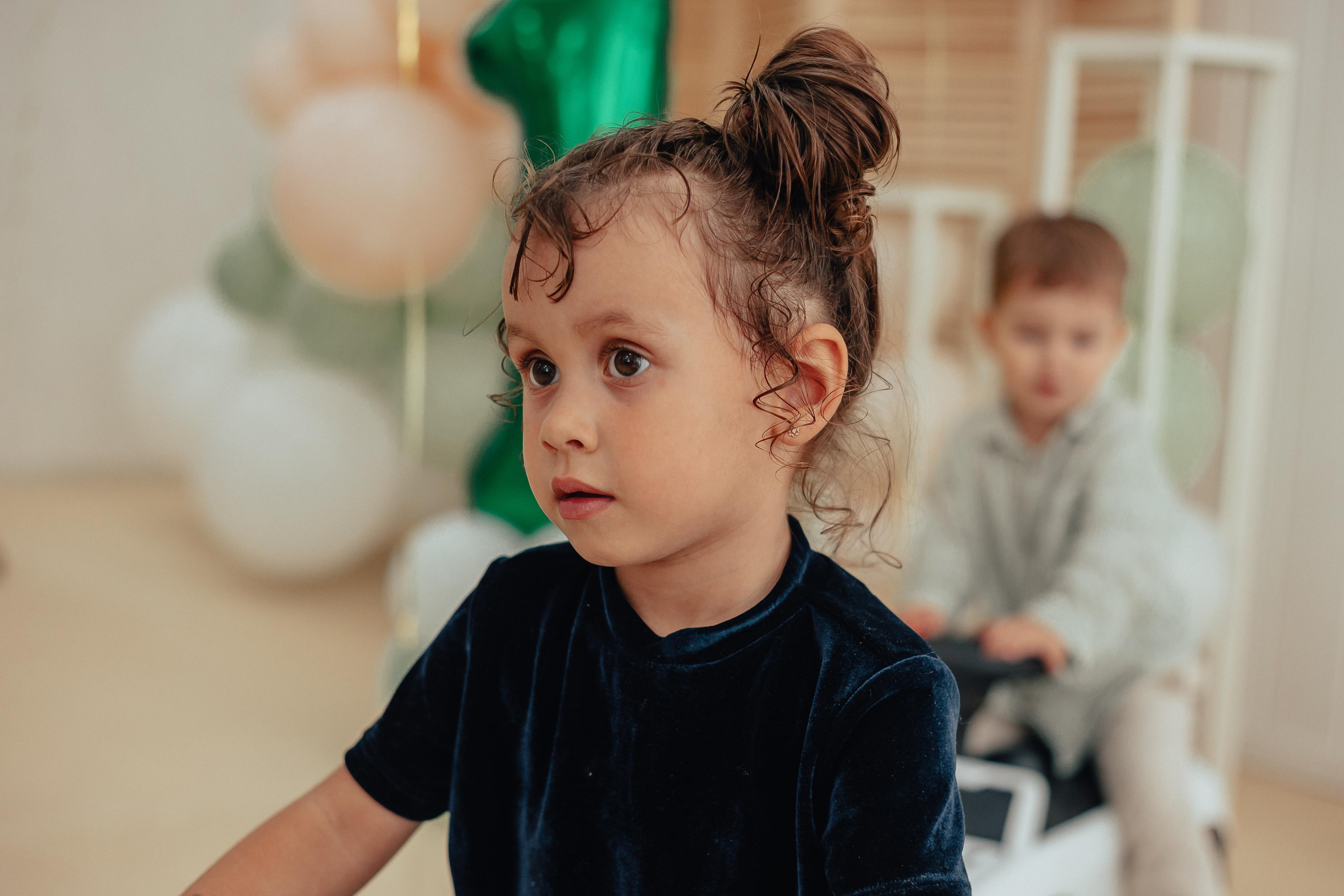 1 год в игровой. Фотограф Авилова Дарья ● Тюмень● Съемка больших семей ●Архив поколений