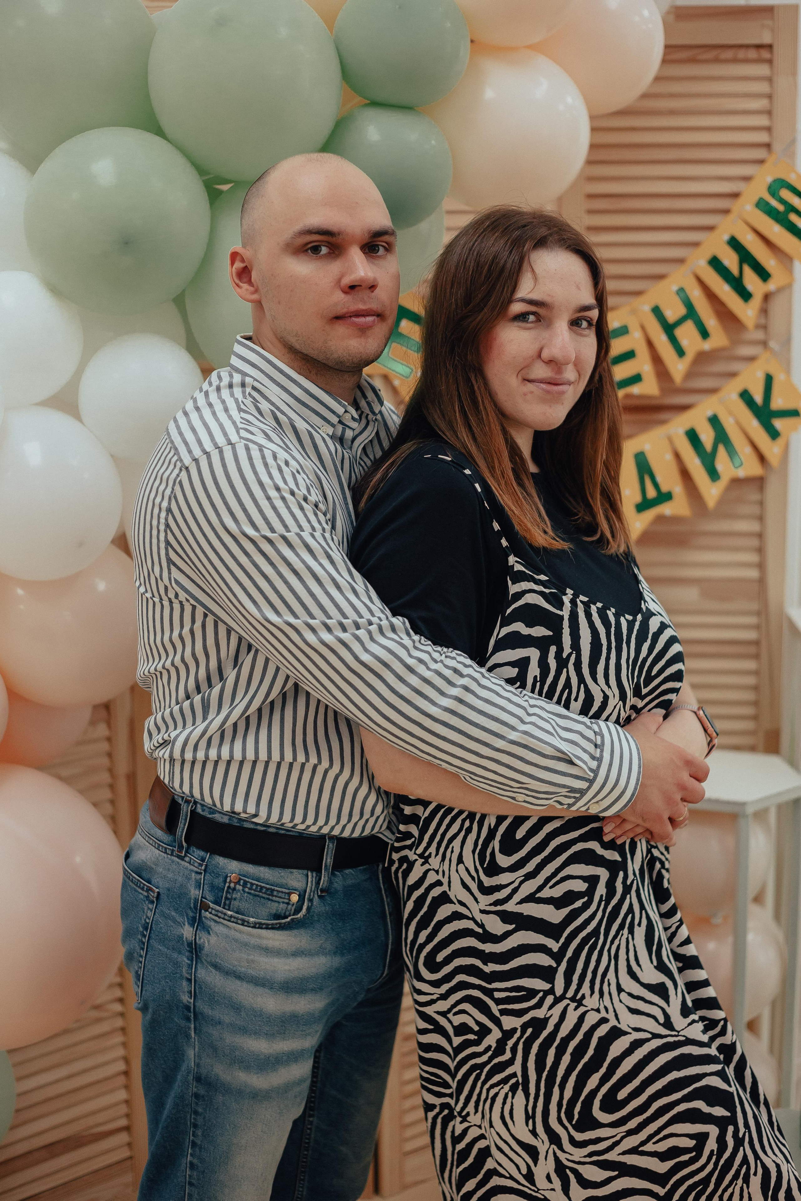 1 год в игровой. Фотограф Авилова Дарья ● Тюмень● Съемка больших семей ●Архив поколений