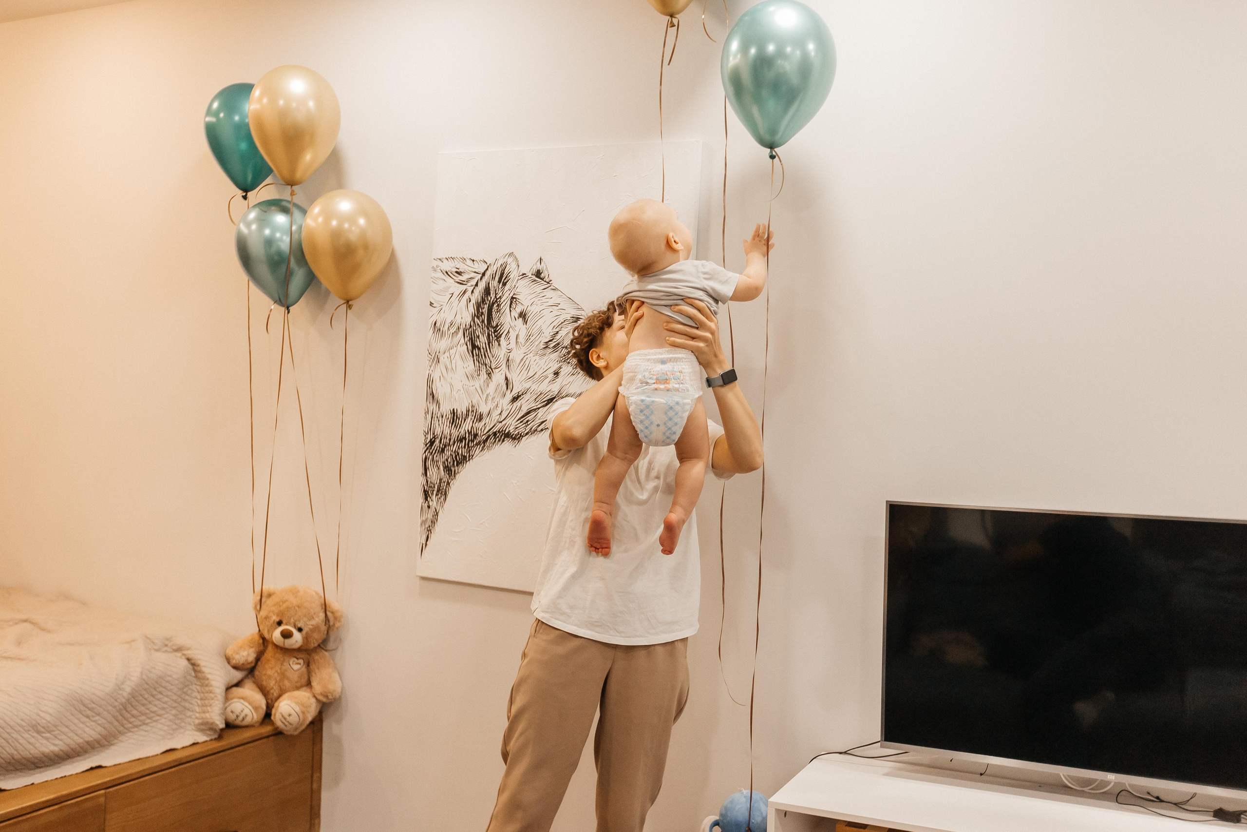 1 год дома. Фотограф Авилова Дарья ● Тюмень● Съемка больших семей ●Архив поколений