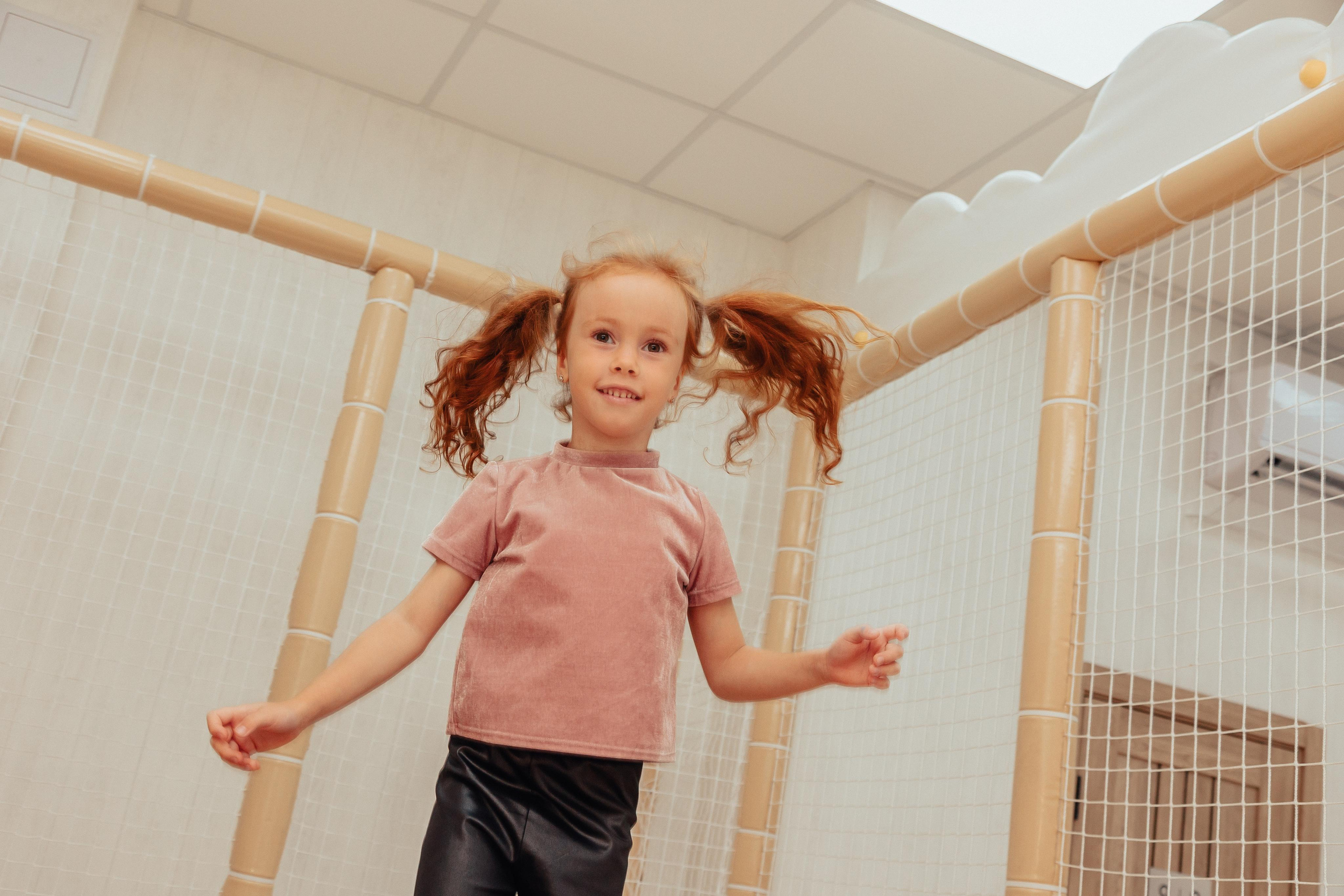 1 год в игровой. Фотограф Авилова Дарья ● Тюмень● Съемка больших семей ●Архив поколений