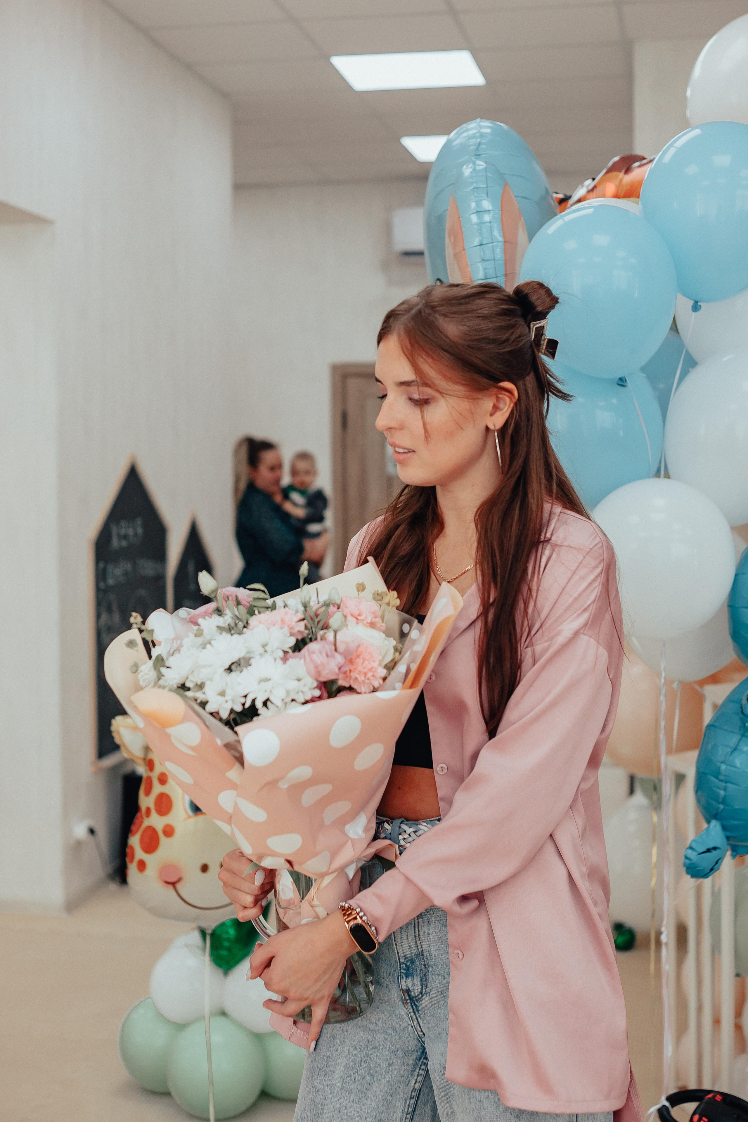 1 год в игровой. Фотограф Авилова Дарья ● Тюмень● Съемка больших семей ●Архив поколений