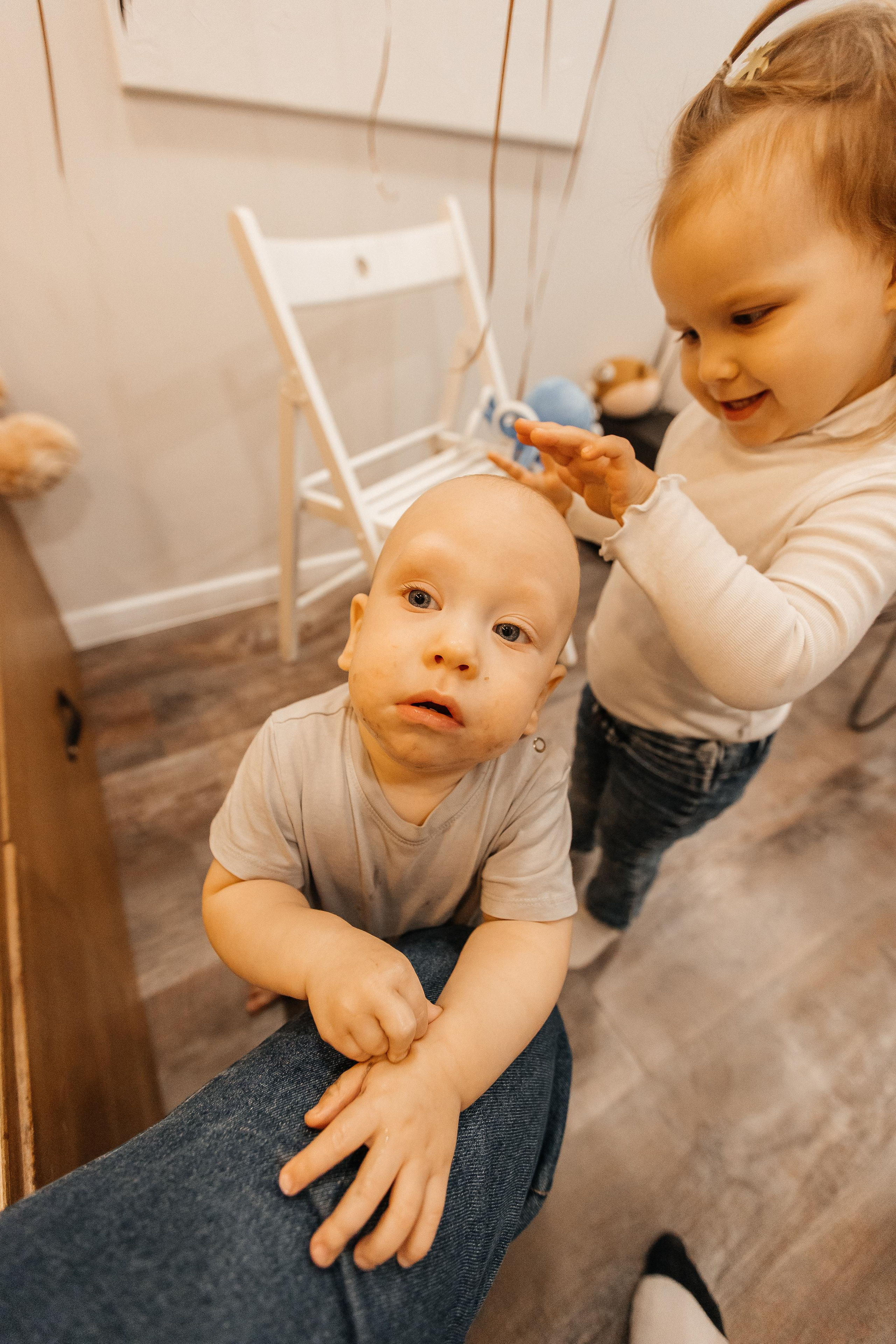 1 год дома. Фотограф Авилова Дарья ● Тюмень● Съемка больших семей ●Архив поколений