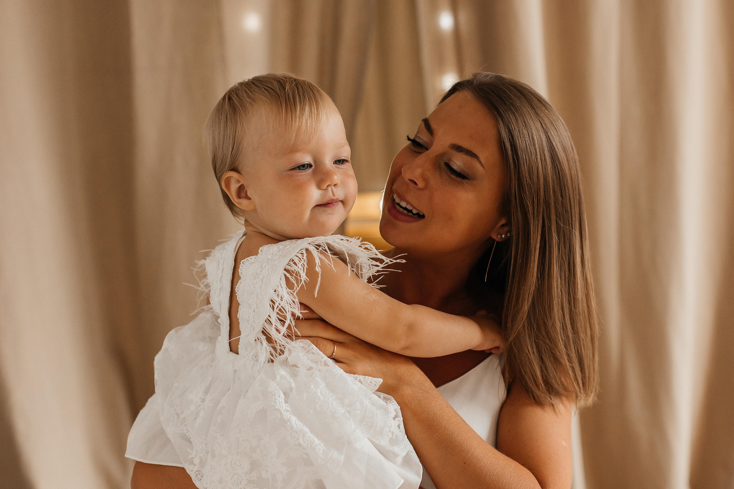 Семейная фотосессия (1 годик). Фотограф Авилова Дарья ● Тюмень● Съемка больших семей ●Архив поколений