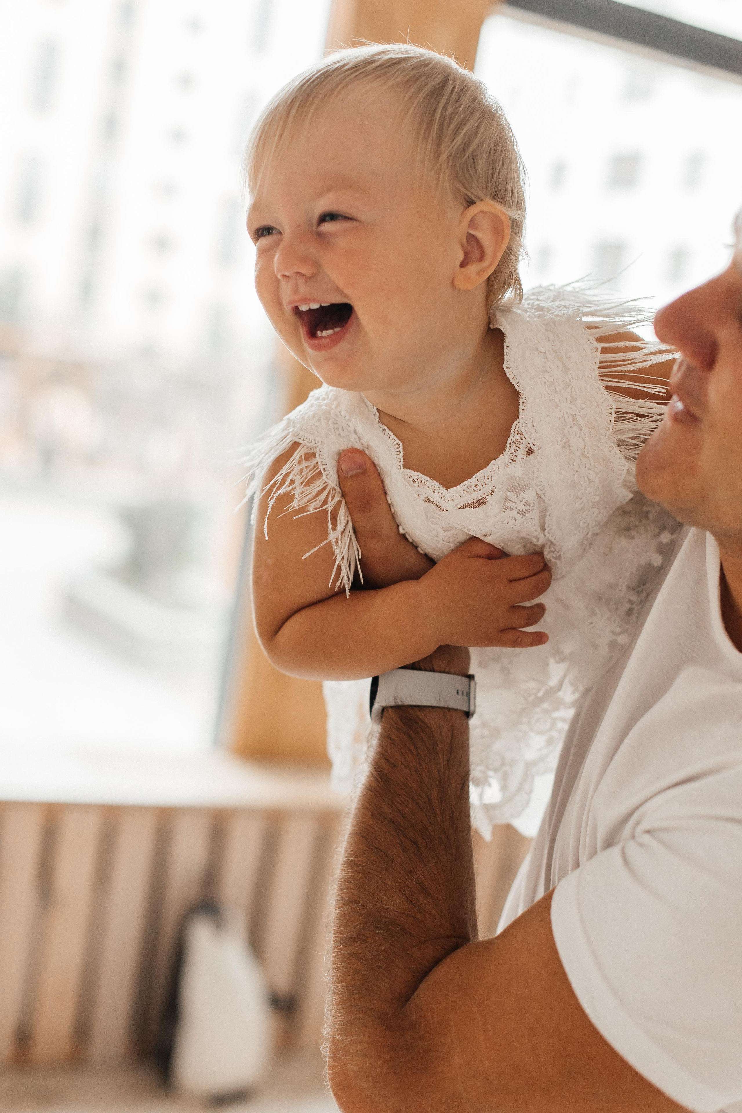 Семейная фотосессия (1 годик). Фотограф Авилова Дарья ● Тюмень● Съемка больших семей ●Архив поколений