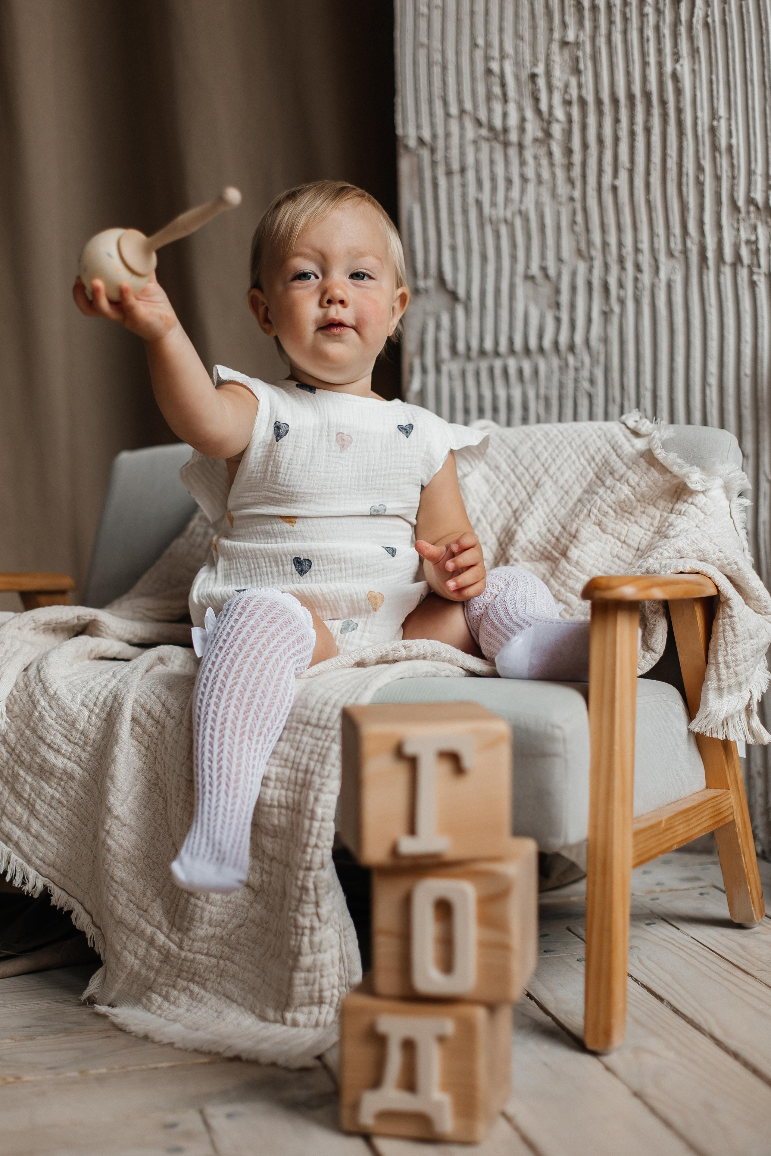 Семейная фотосессия (1 годик). Фотограф Авилова Дарья ● Тюмень● Съемка больших семей ●Архив поколений