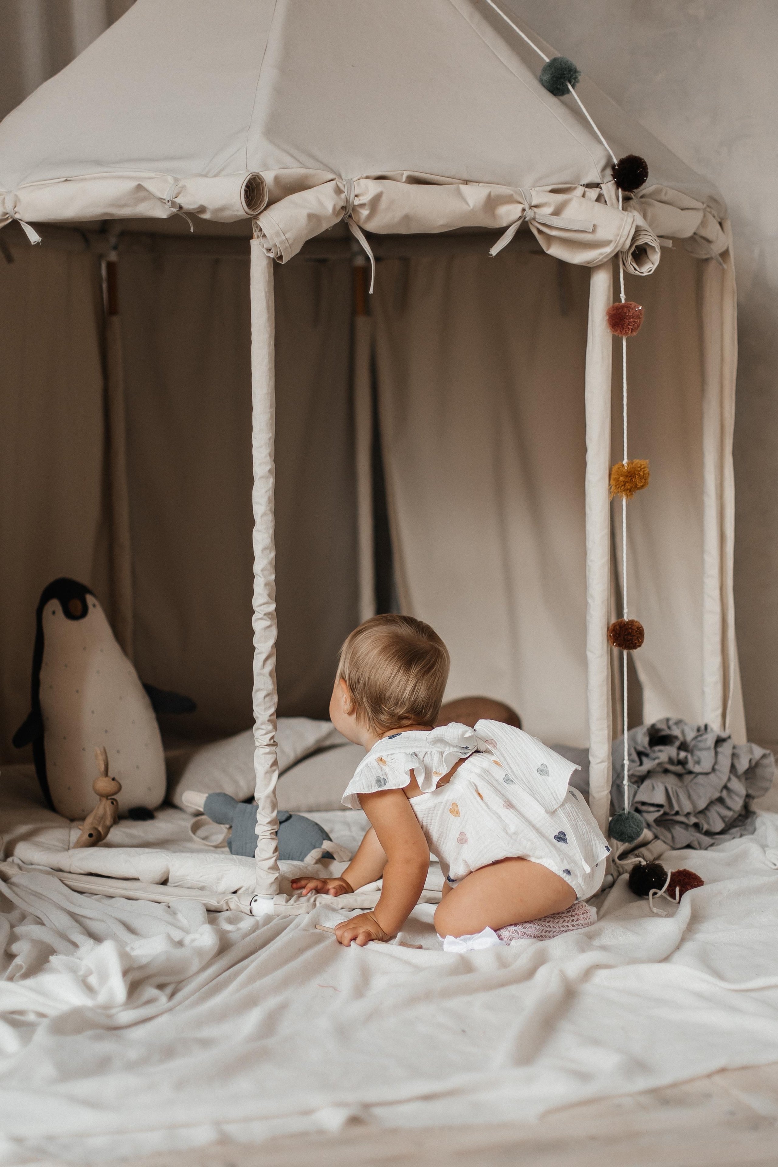 Семейная фотосессия (1 годик). Фотограф Авилова Дарья ● Тюмень● Съемка больших семей ●Архив поколений