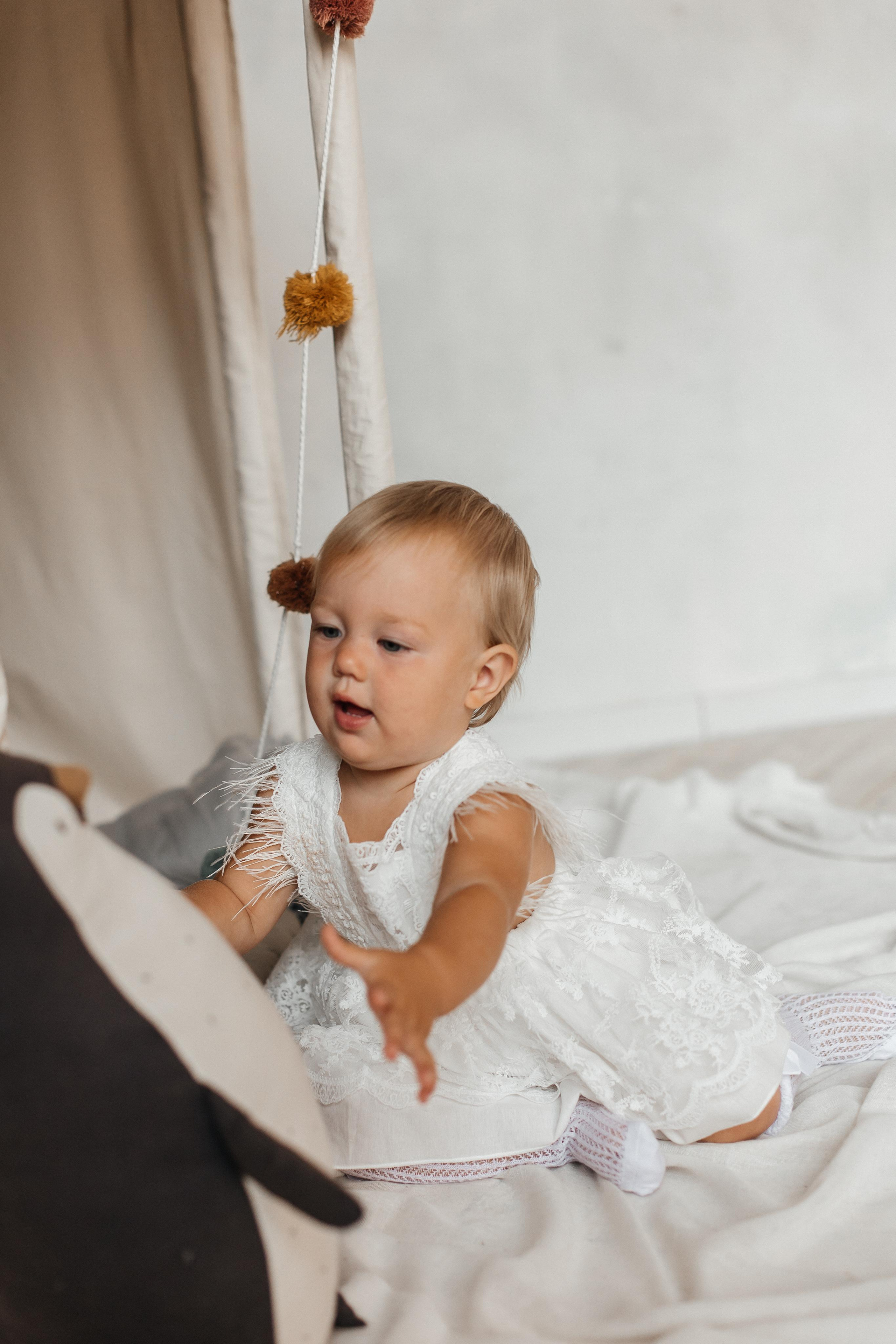 Семейная фотосессия (1 годик). Фотограф Авилова Дарья ● Тюмень● Съемка больших семей ●Архив поколений