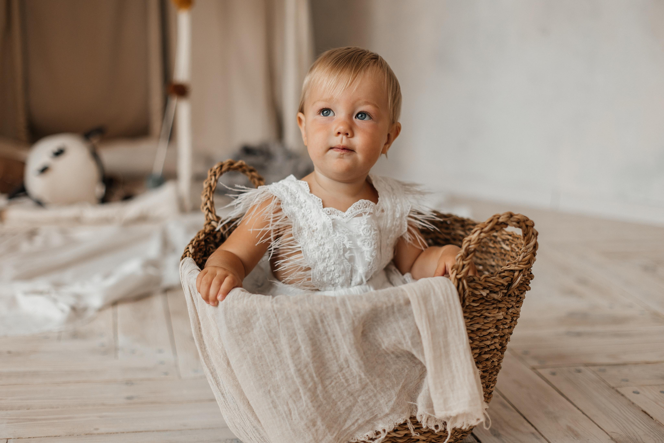 Семейная фотосессия (1 годик). Фотограф Авилова Дарья ● Тюмень● Съемка больших семей ●Архив поколений