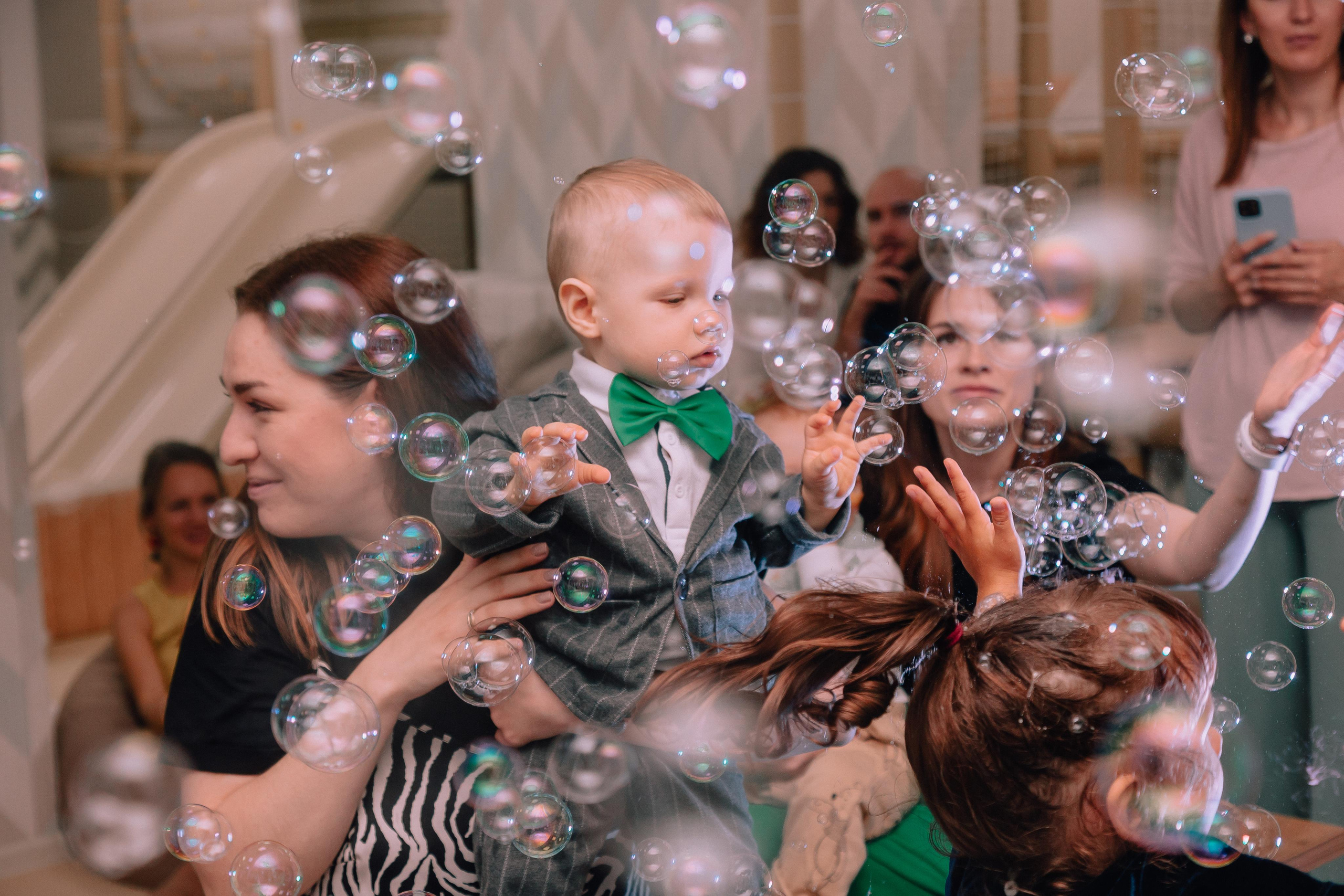 1 год в игровой. Фотограф Авилова Дарья ● Тюмень● Съемка больших семей ●Архив поколений