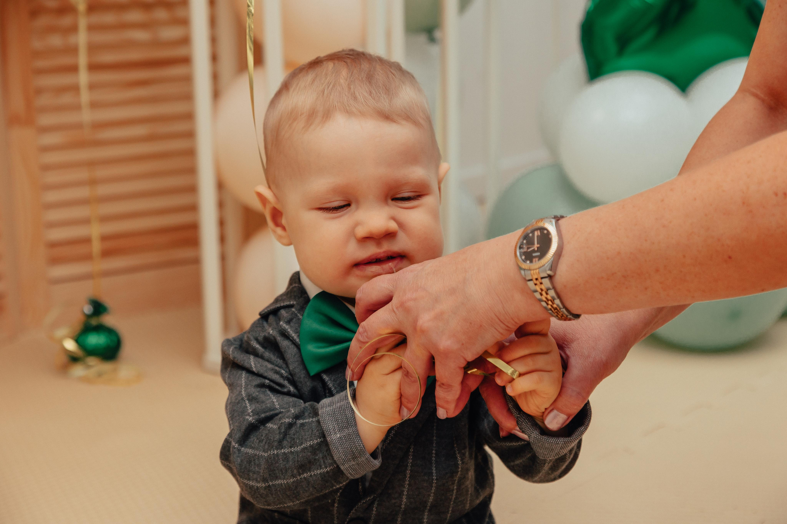 1 год в игровой. Фотограф Авилова Дарья ● Тюмень● Съемка больших семей ●Архив поколений