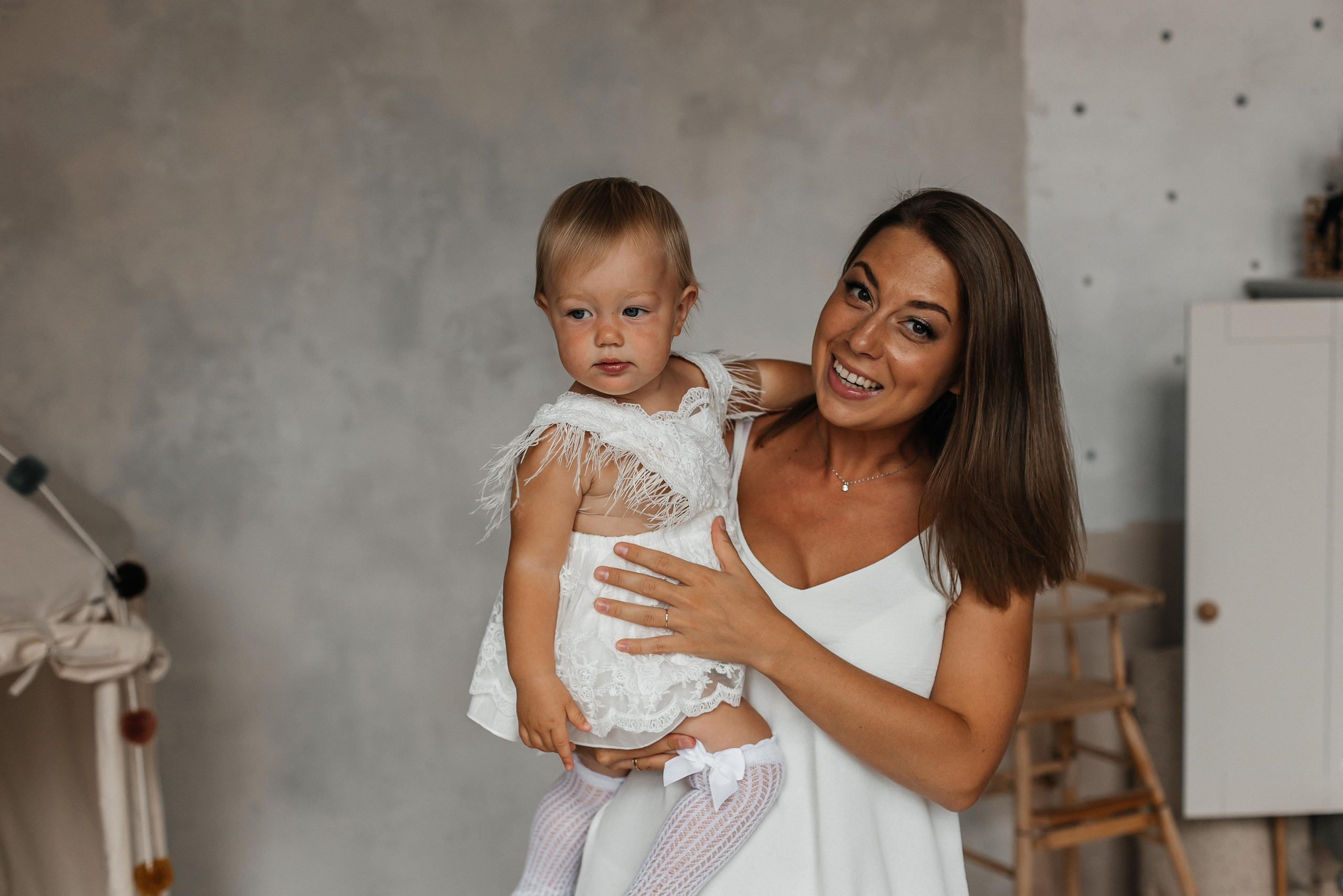 Семейная фотосессия (1 годик). Фотограф Авилова Дарья ● Тюмень● Съемка больших семей ●Архив поколений