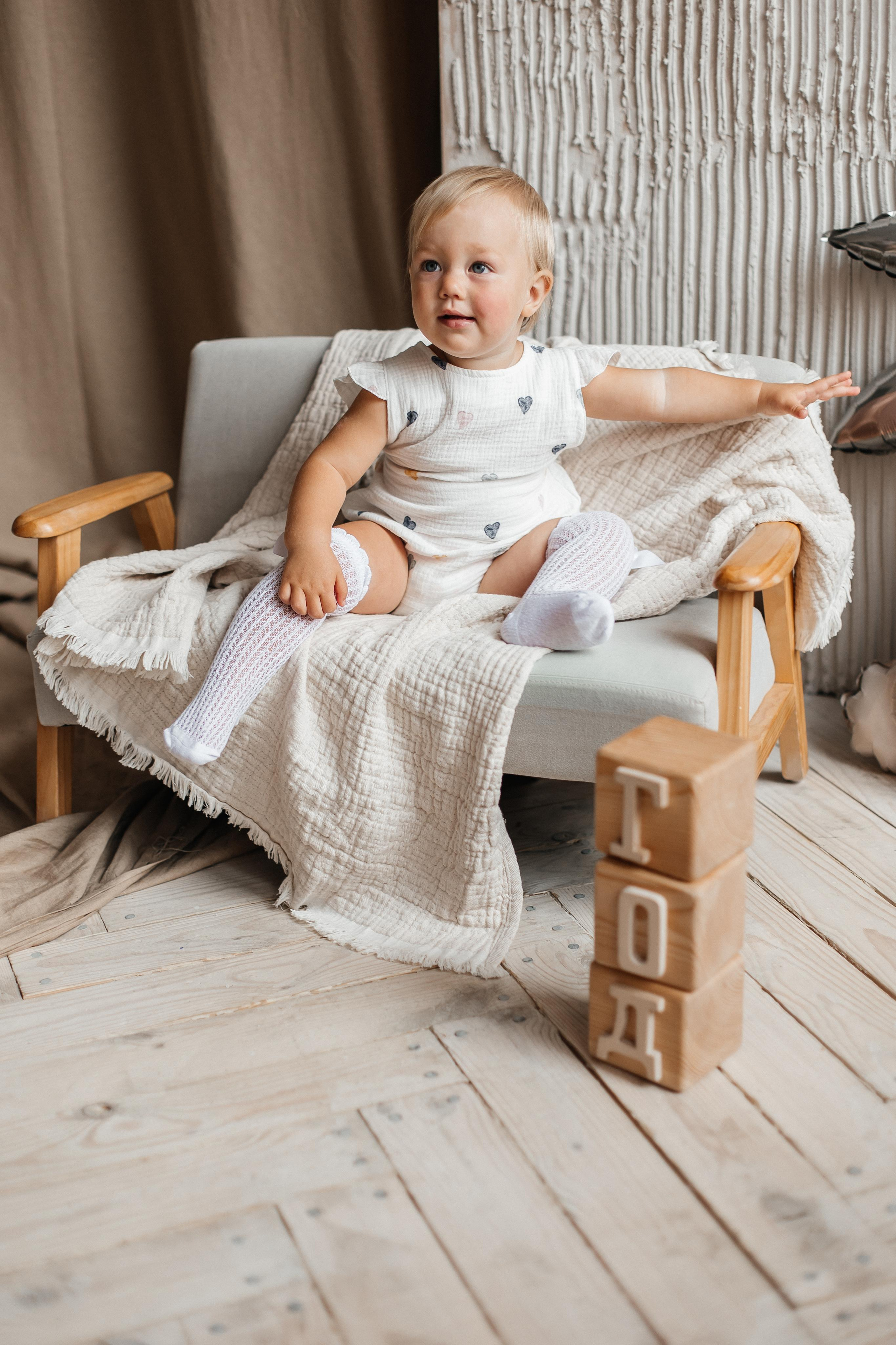 Семейная фотосессия (1 годик). Фотограф Авилова Дарья ● Тюмень● Съемка больших семей ●Архив поколений