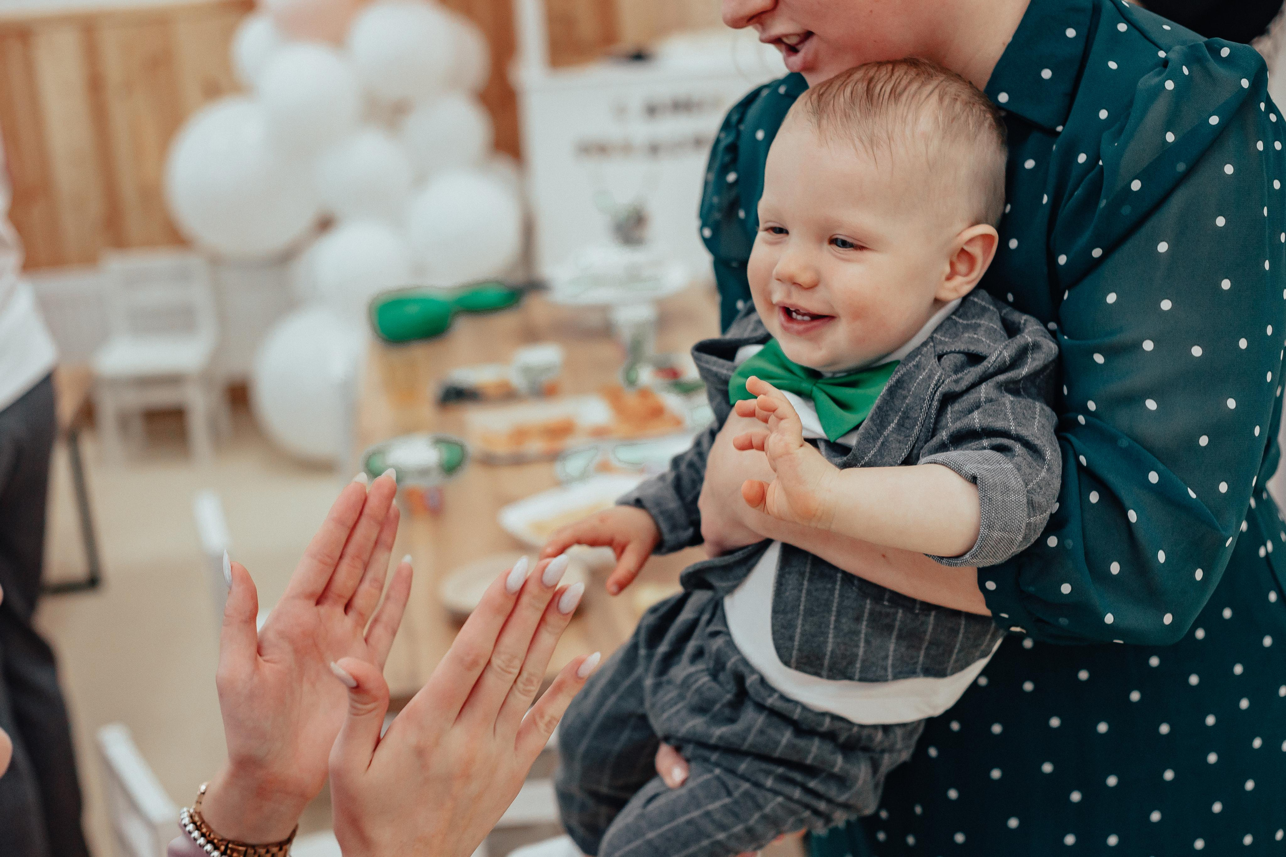 1 год в игровой. Фотограф Авилова Дарья ● Тюмень● Съемка больших семей ●Архив поколений
