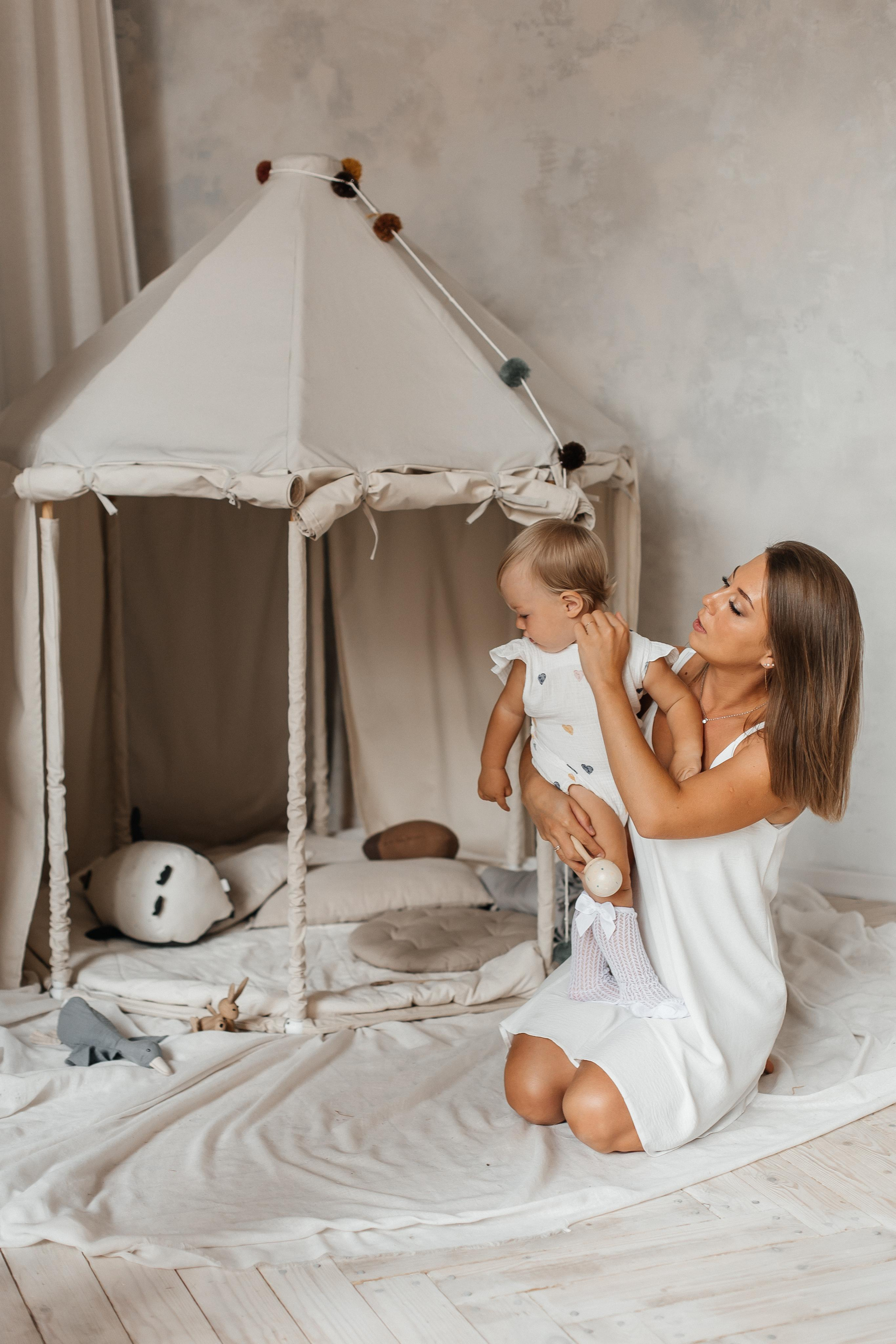 Семейная фотосессия (1 годик). Фотограф Авилова Дарья ● Тюмень● Съемка больших семей ●Архив поколений