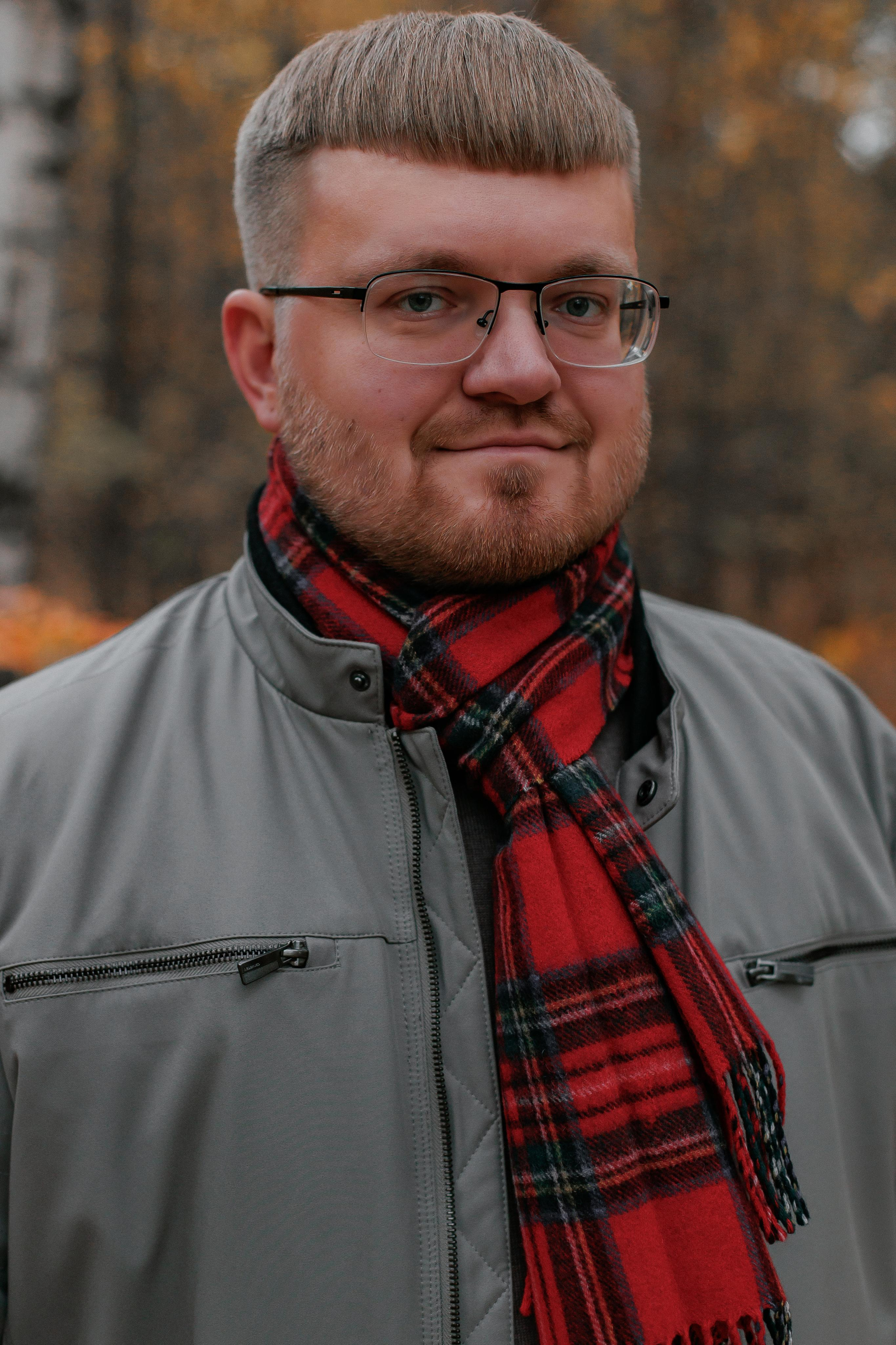 Прогулка. Фотограф Авилова Дарья ● Тюмень● Съемка больших семей ●Архив поколений