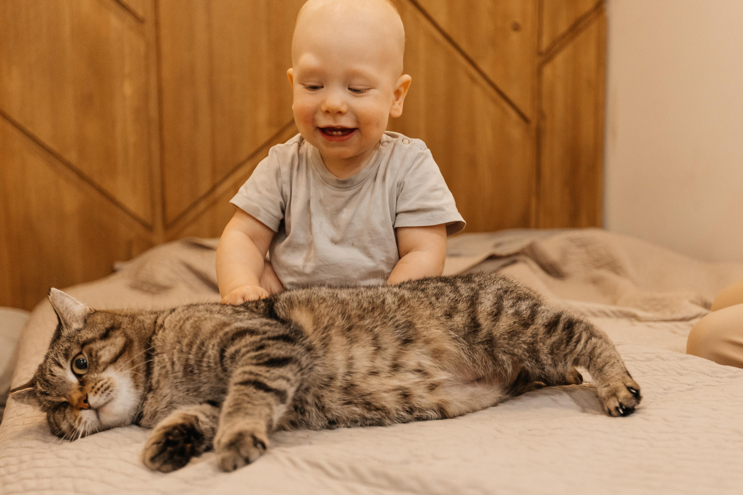 1 год дома. Фотограф Авилова Дарья ● Тюмень● Съемка больших семей ●Архив поколений