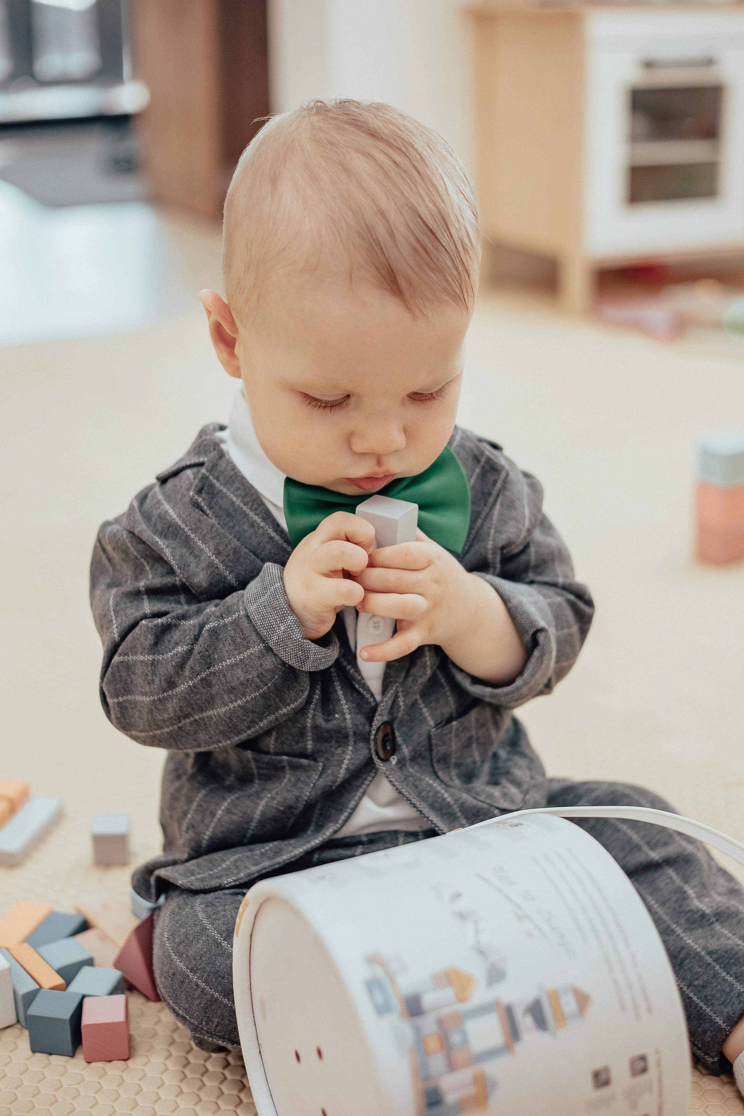 1 год в игровой. Фотограф Авилова Дарья ● Тюмень● Съемка больших семей ●Архив поколений