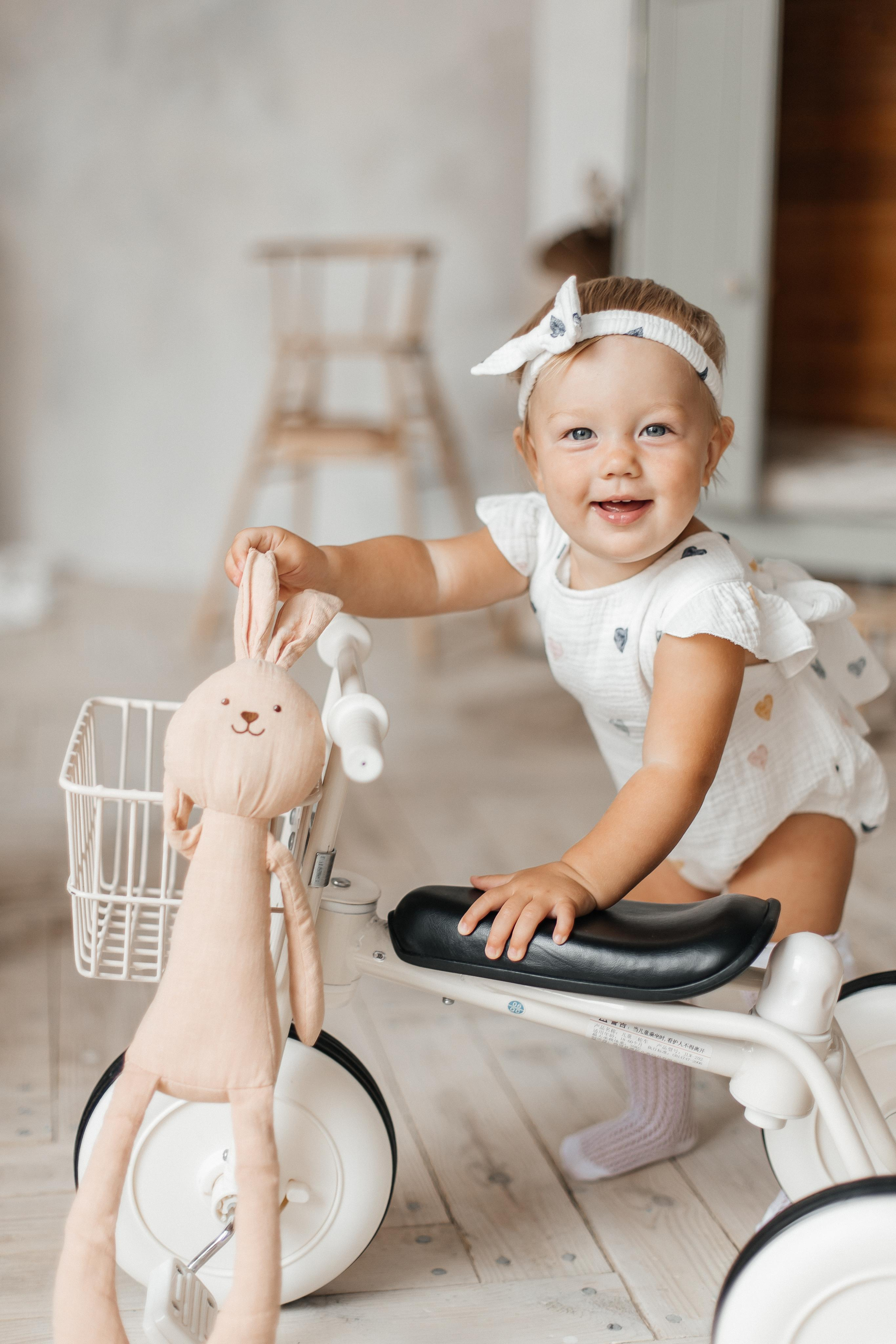 Семейная фотосессия (1 годик). Фотограф Авилова Дарья ● Тюмень● Съемка больших семей ●Архив поколений