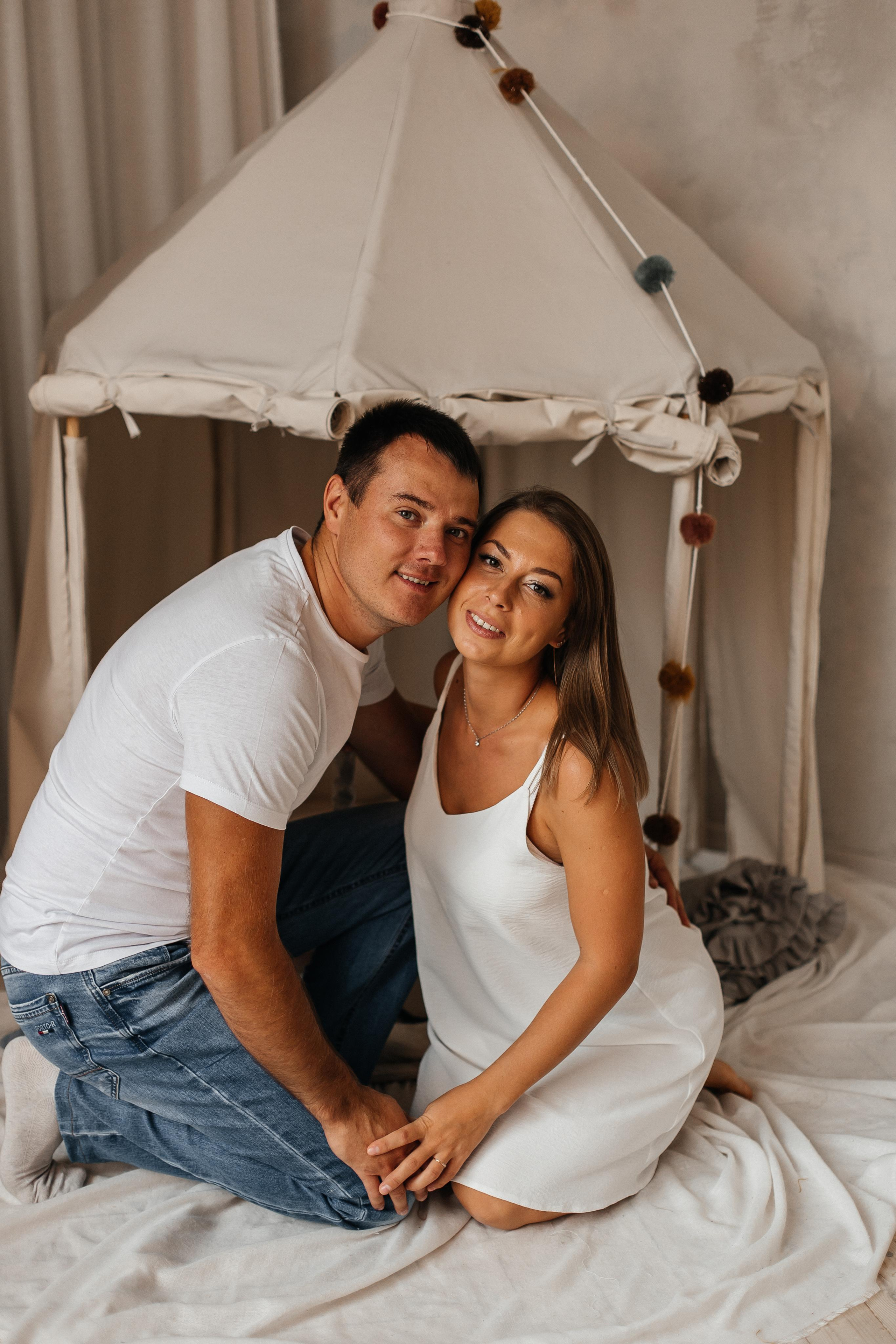 Семейная фотосессия (1 годик). Фотограф Авилова Дарья ● Тюмень● Съемка больших семей ●Архив поколений