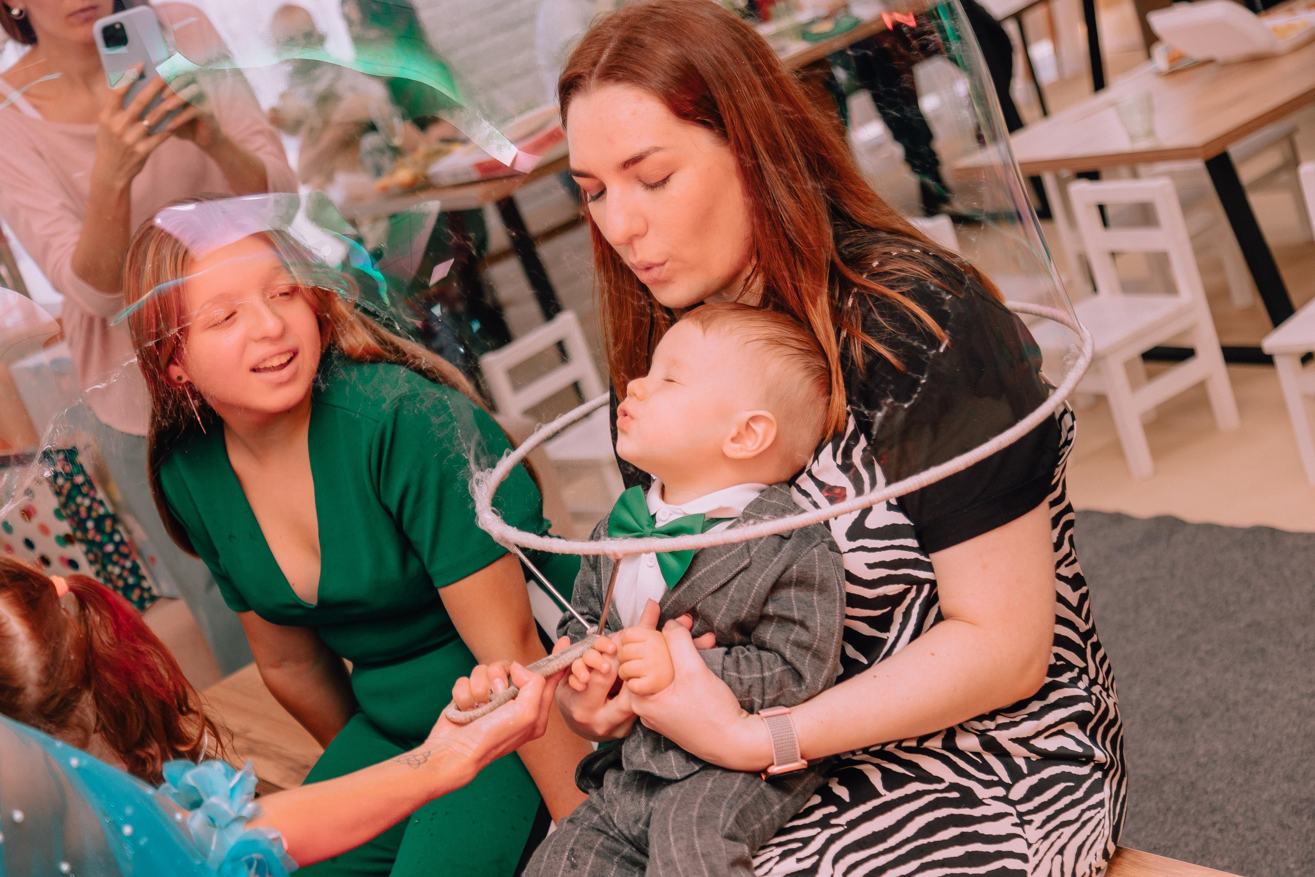 1 год в игровой. Фотограф Авилова Дарья ● Тюмень● Съемка больших семей ●Архив поколений