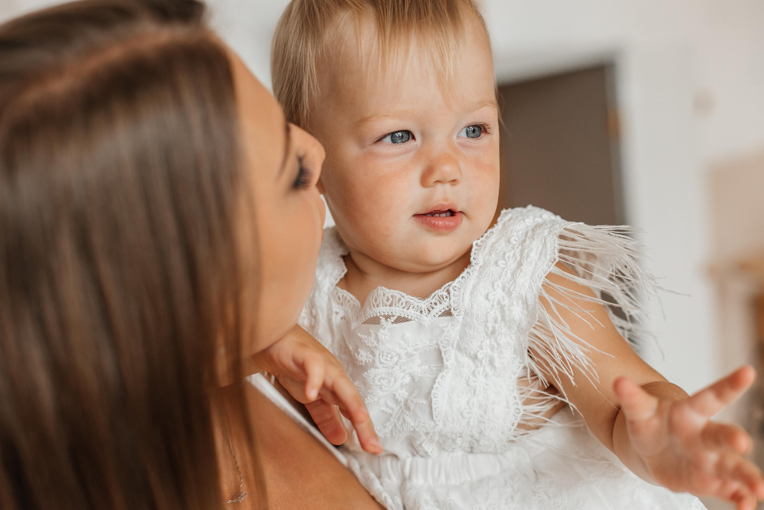 Семейная фотосессия (1 годик). Фотограф Авилова Дарья ● Тюмень● Съемка больших семей ●Архив поколений