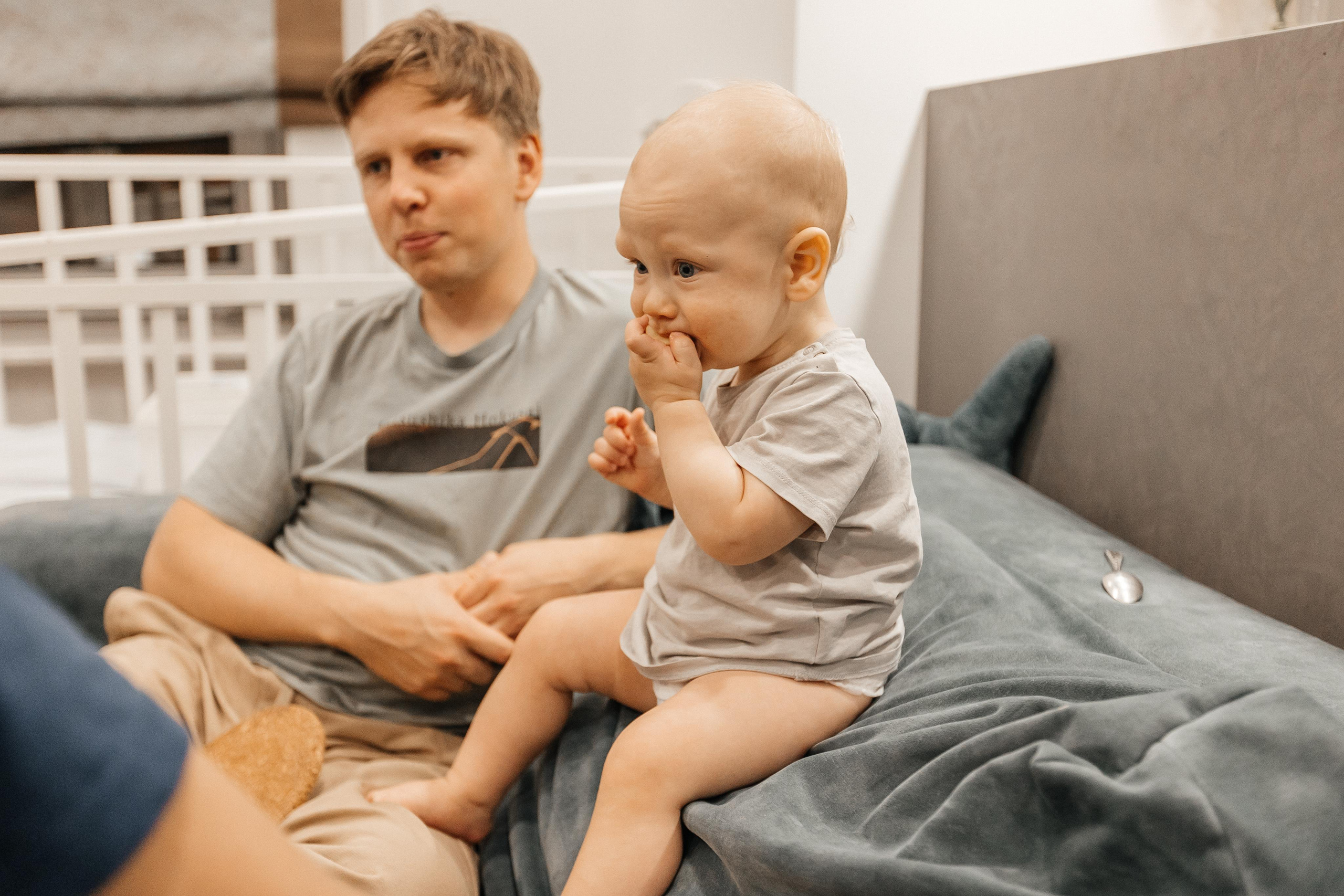 1 год дома. Фотограф Авилова Дарья ● Тюмень● Съемка больших семей ●Архив поколений