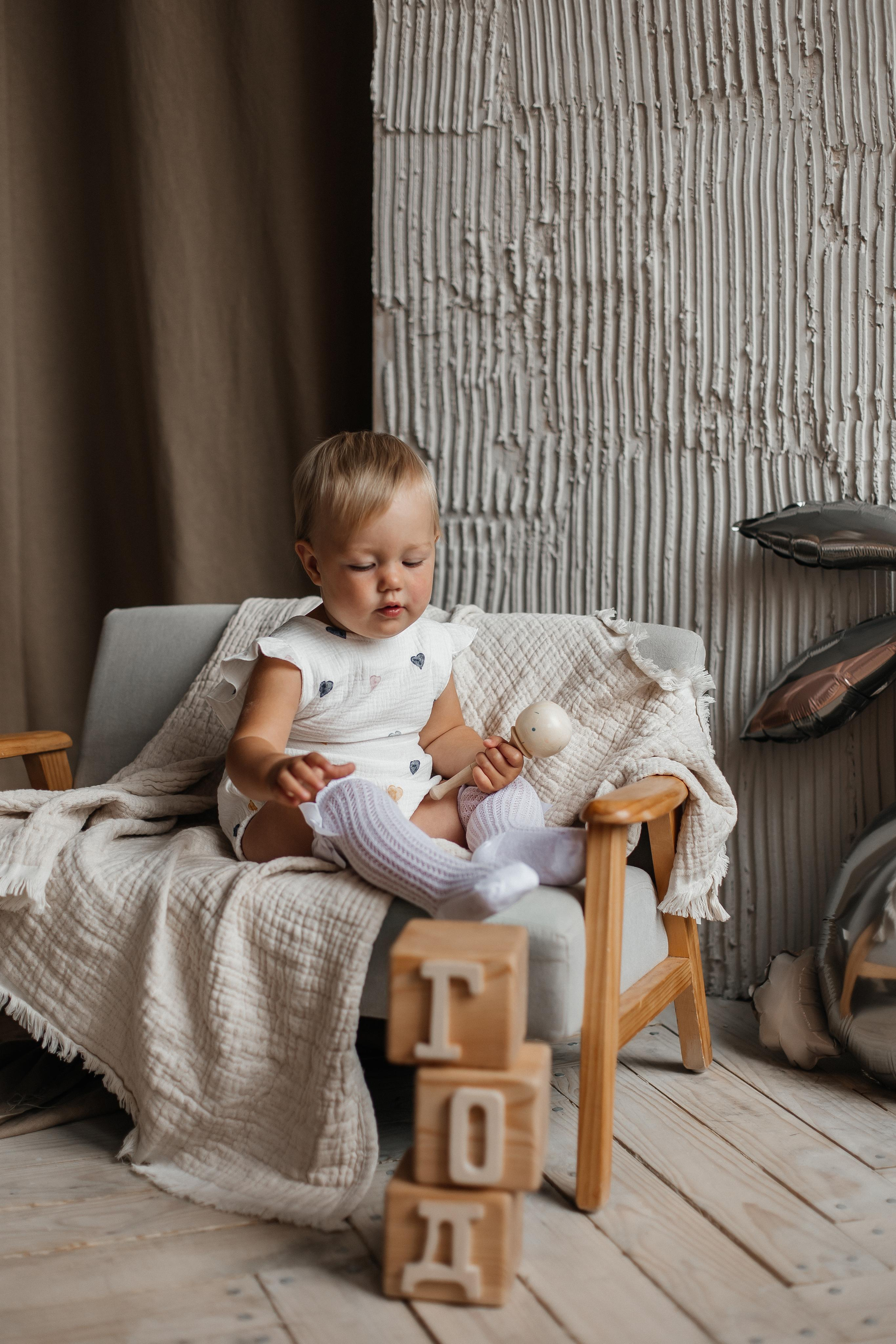 Семейная фотосессия (1 годик). Фотограф Авилова Дарья ● Тюмень● Съемка больших семей ●Архив поколений