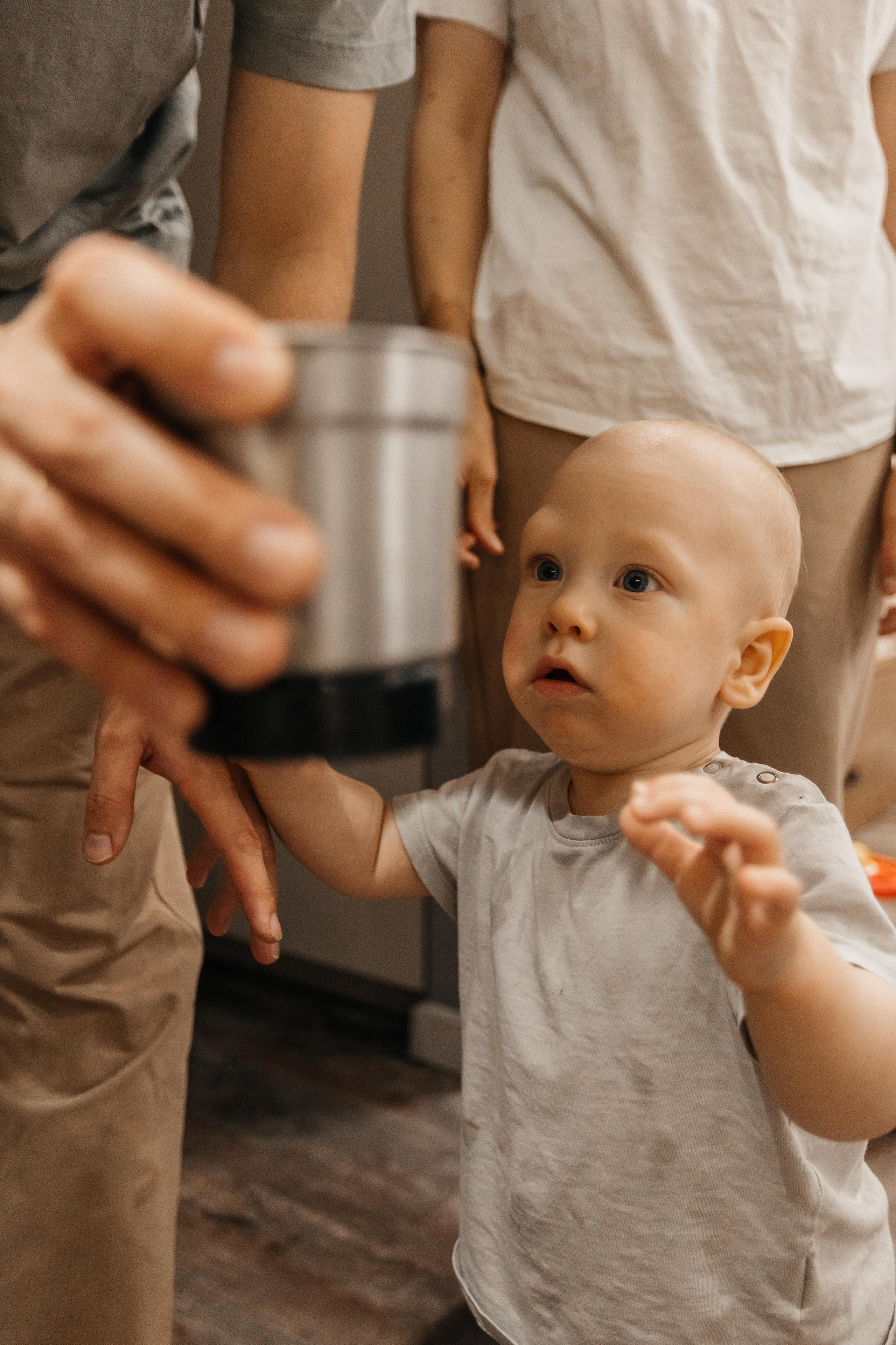 1 год дома. Фотограф Авилова Дарья ● Тюмень● Съемка больших семей ●Архив поколений