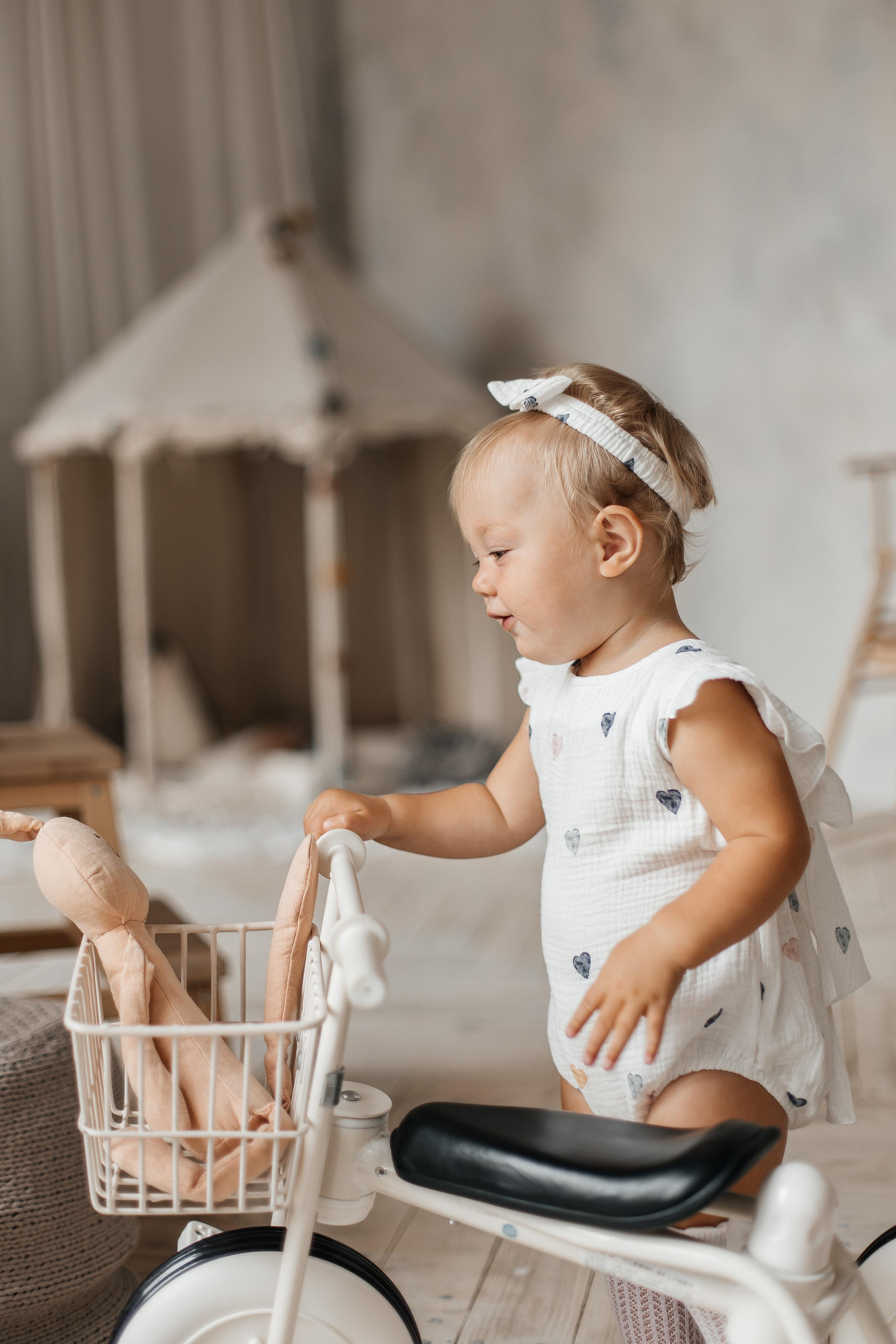 Семейная фотосессия (1 годик). Фотограф Авилова Дарья ● Тюмень● Съемка больших семей ●Архив поколений