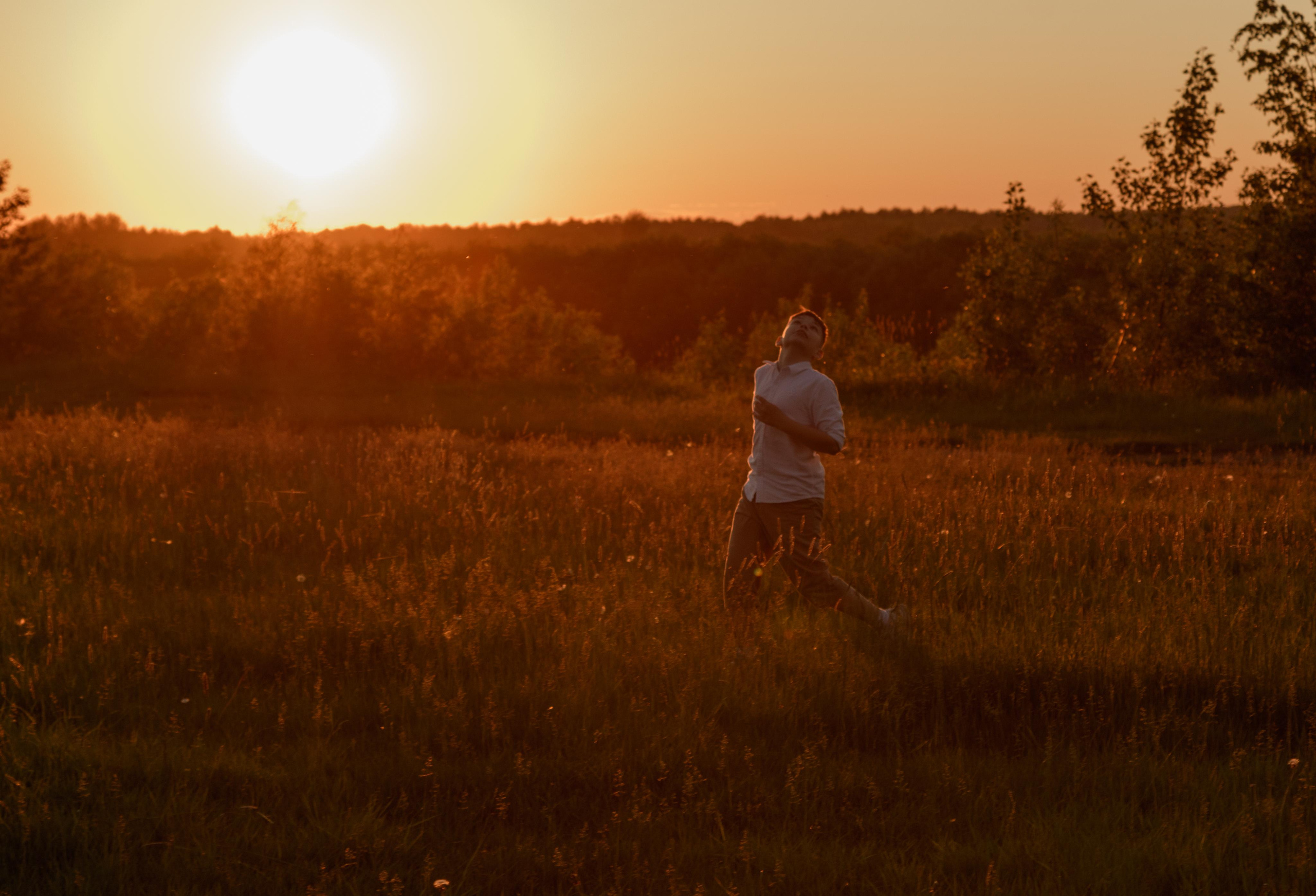 Семейная «Атмосфера лета». Фотограф Авилова Дарья ● Тюмень● Съемка больших семей ●Архив поколений