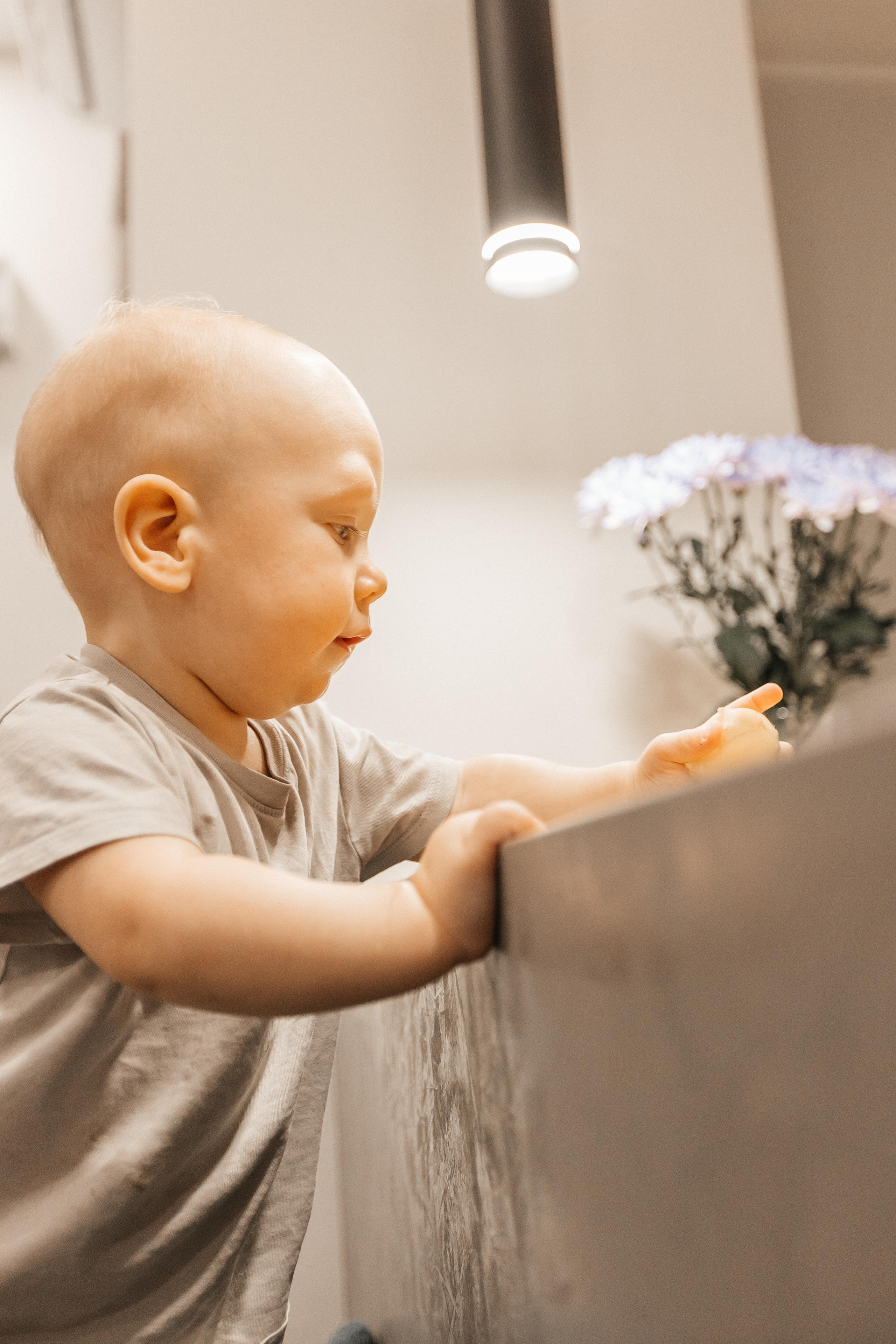 1 год дома. Фотограф Авилова Дарья ● Тюмень● Съемка больших семей ●Архив поколений