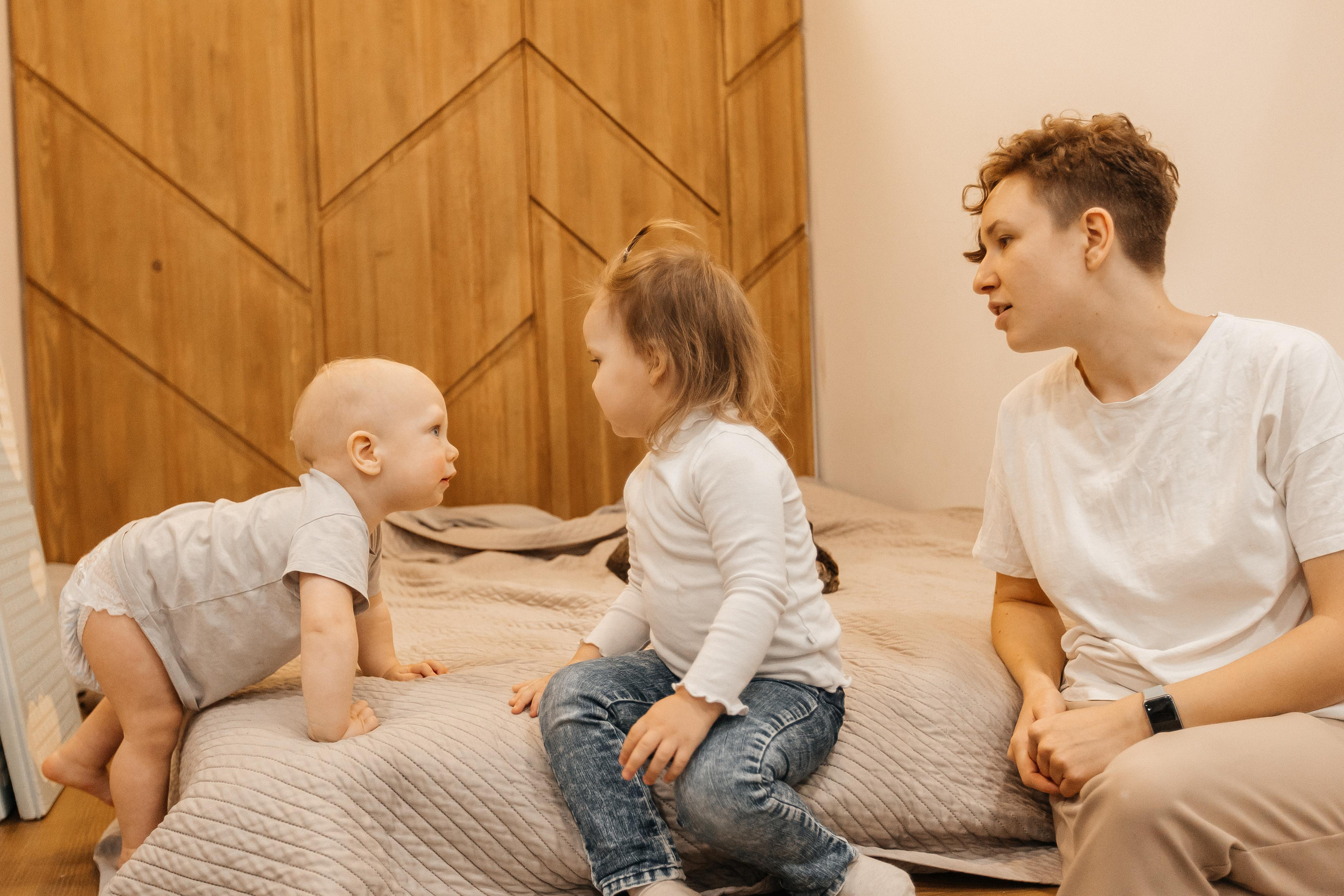 1 год дома. Фотограф Авилова Дарья ● Тюмень● Съемка больших семей ●Архив поколений