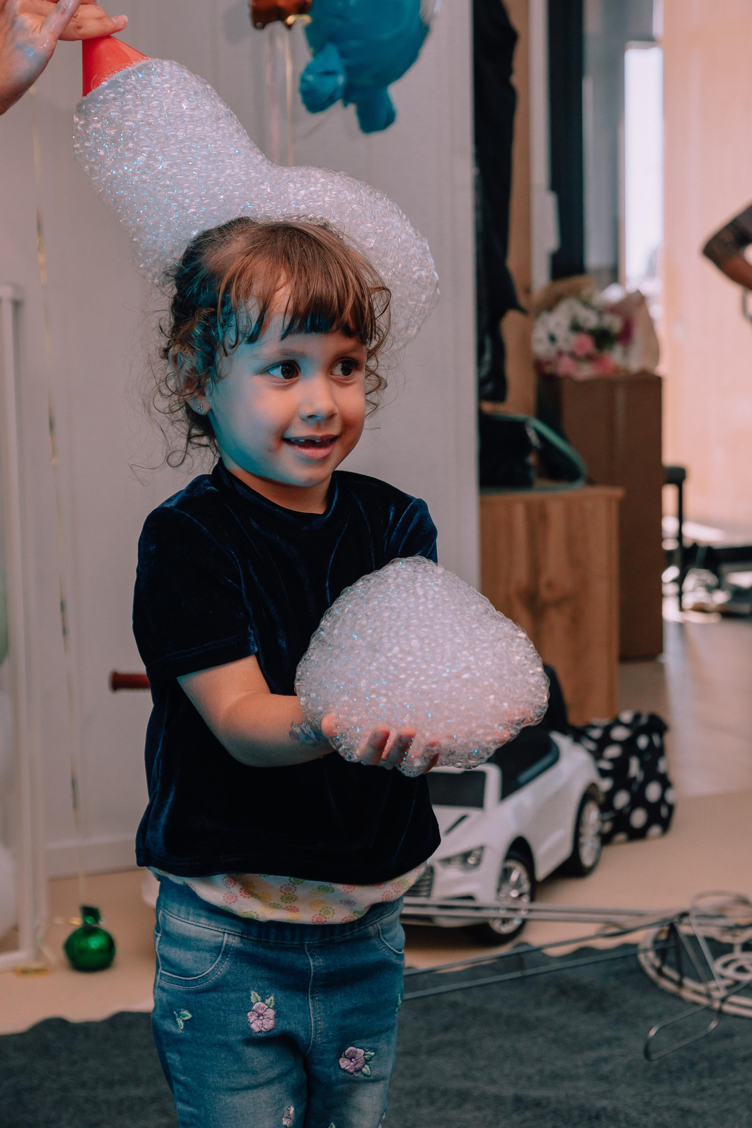 1 год в игровой. Фотограф Авилова Дарья ● Тюмень● Съемка больших семей ●Архив поколений