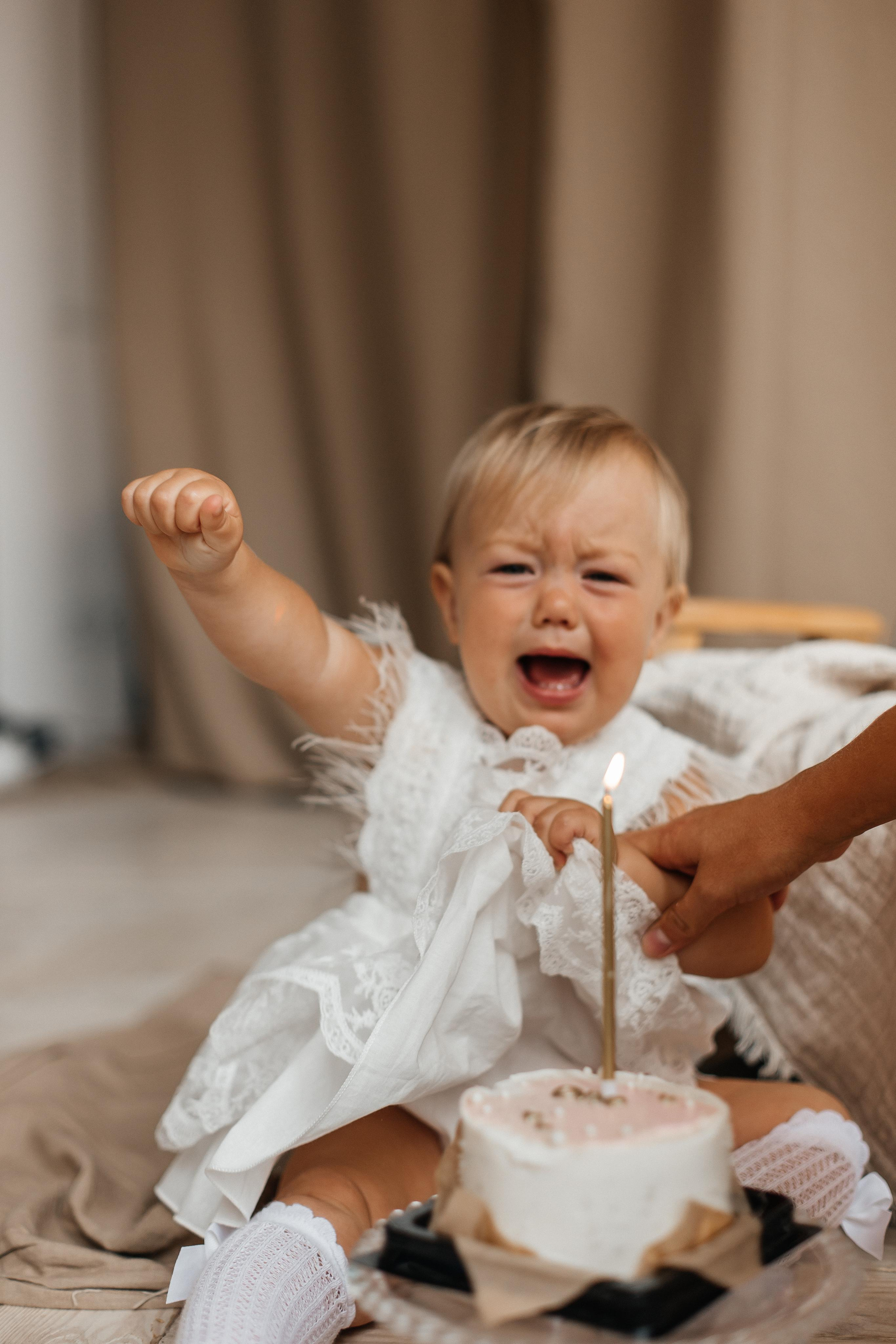 Семейная фотосессия (1 годик). Фотограф Авилова Дарья ● Тюмень● Съемка больших семей ●Архив поколений