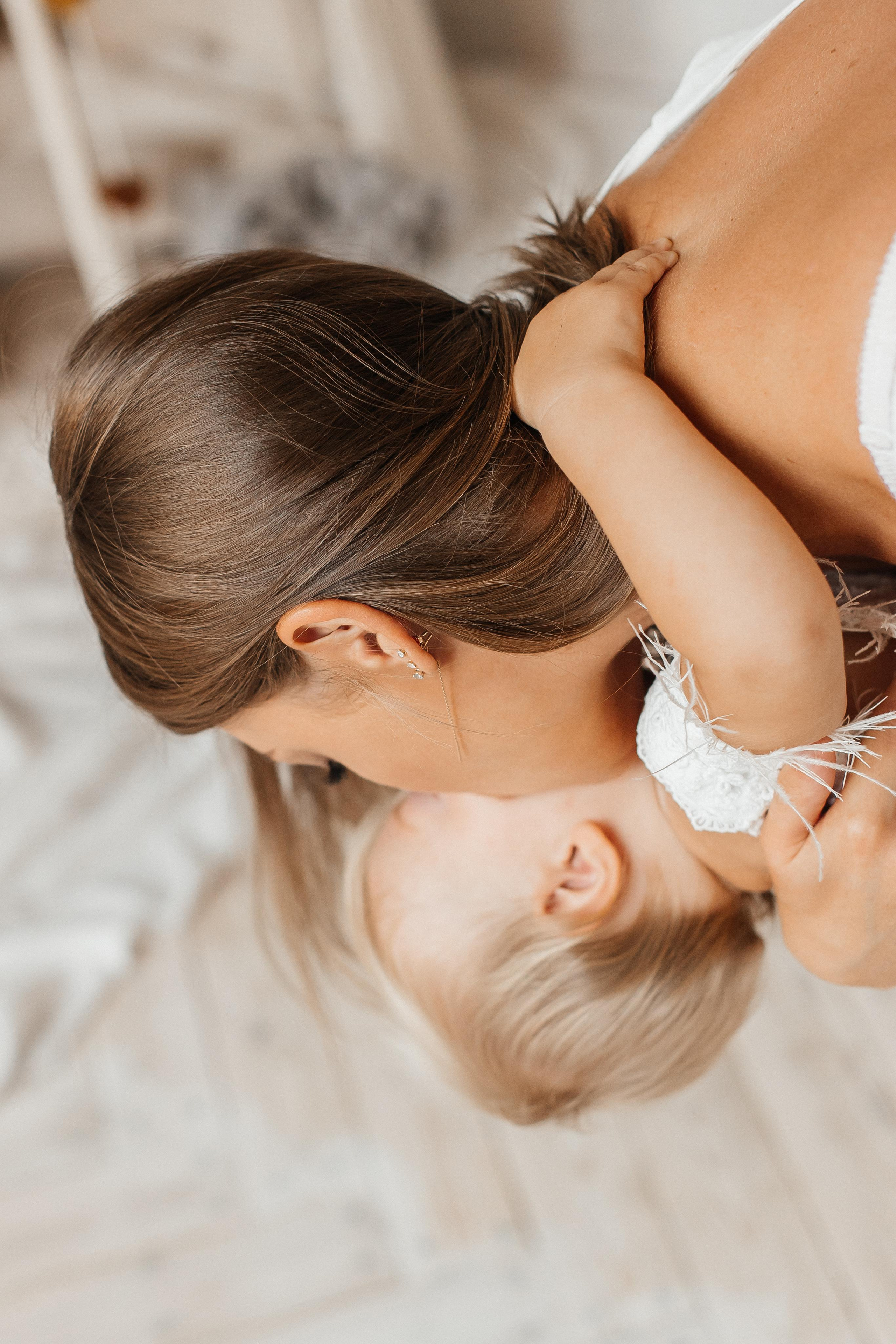 Семейная фотосессия (1 годик). Фотограф Авилова Дарья ● Тюмень● Съемка больших семей ●Архив поколений