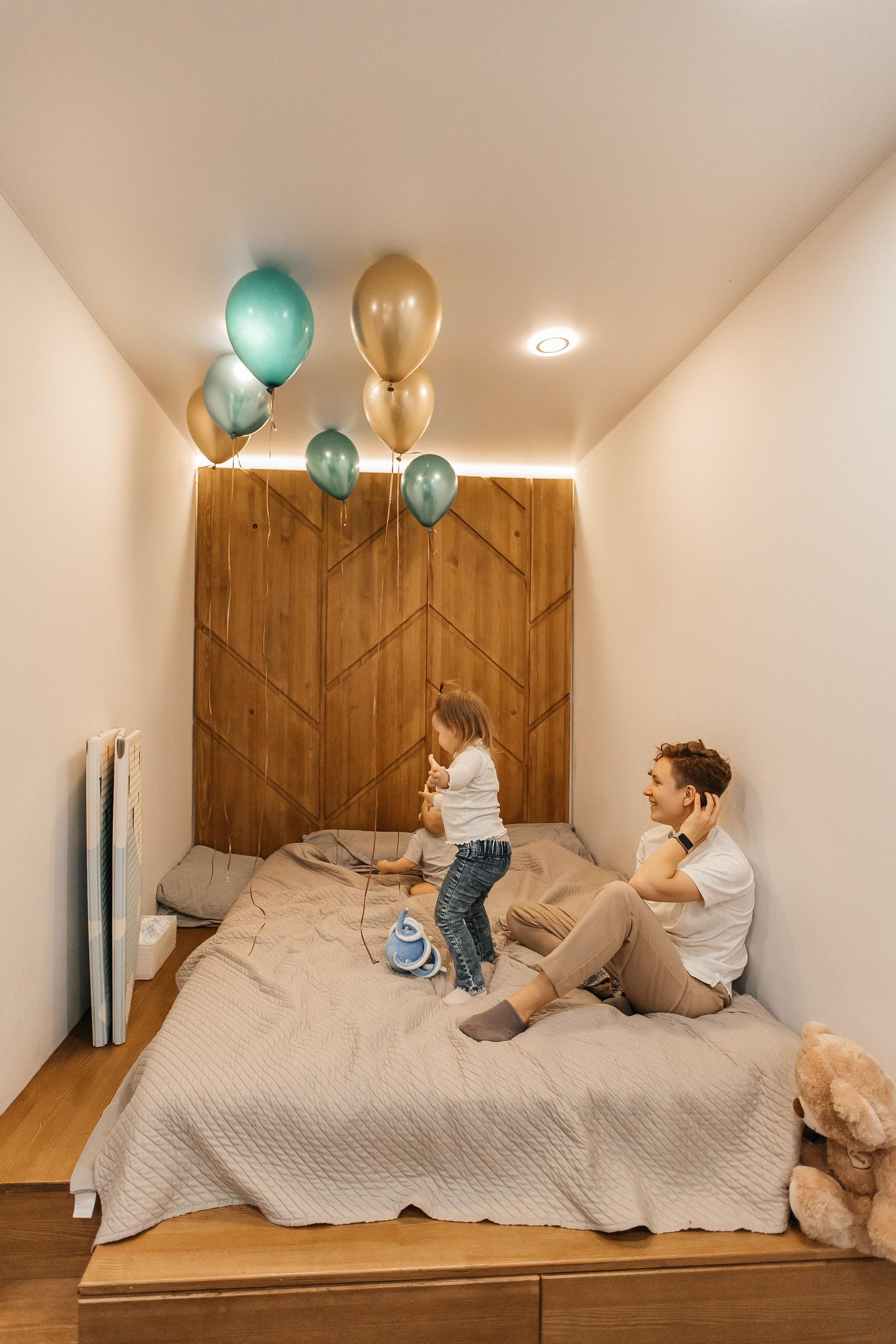 1 год дома. Фотограф Авилова Дарья ● Тюмень● Съемка больших семей ●Архив поколений