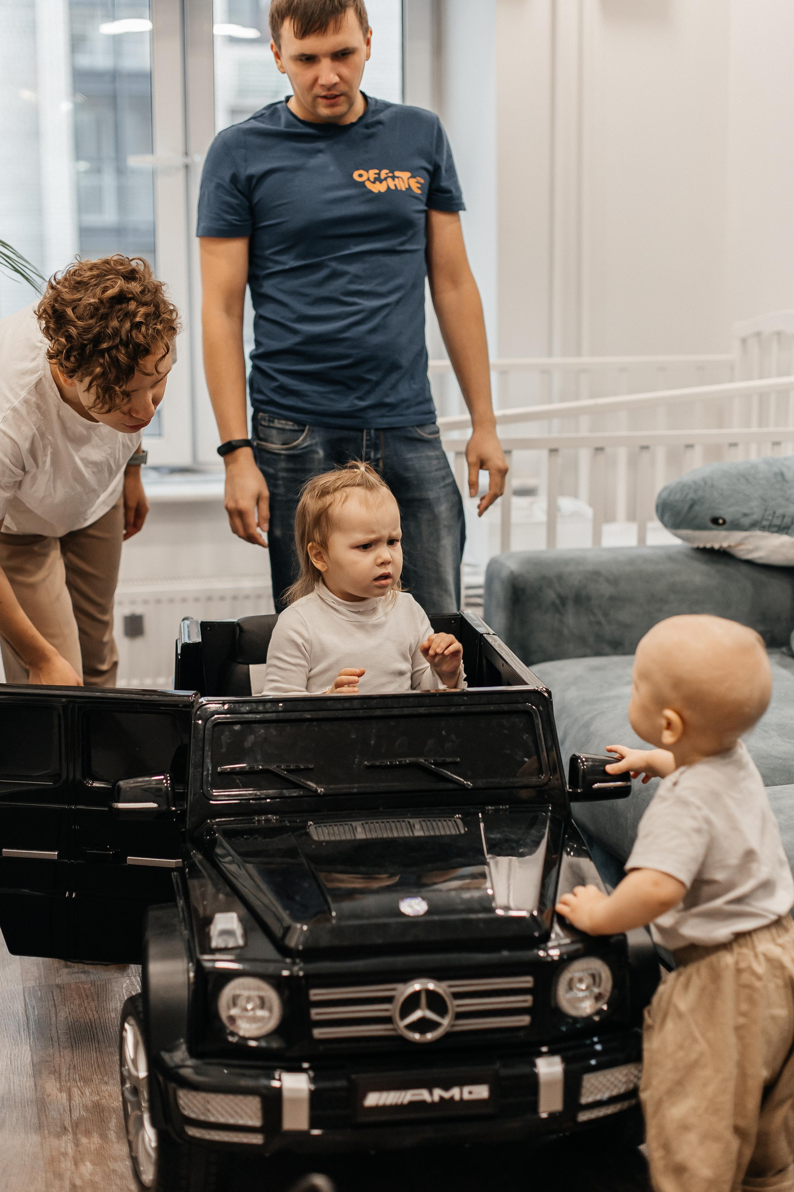 1 год дома. Фотограф Авилова Дарья ● Тюмень● Съемка больших семей ●Архив поколений