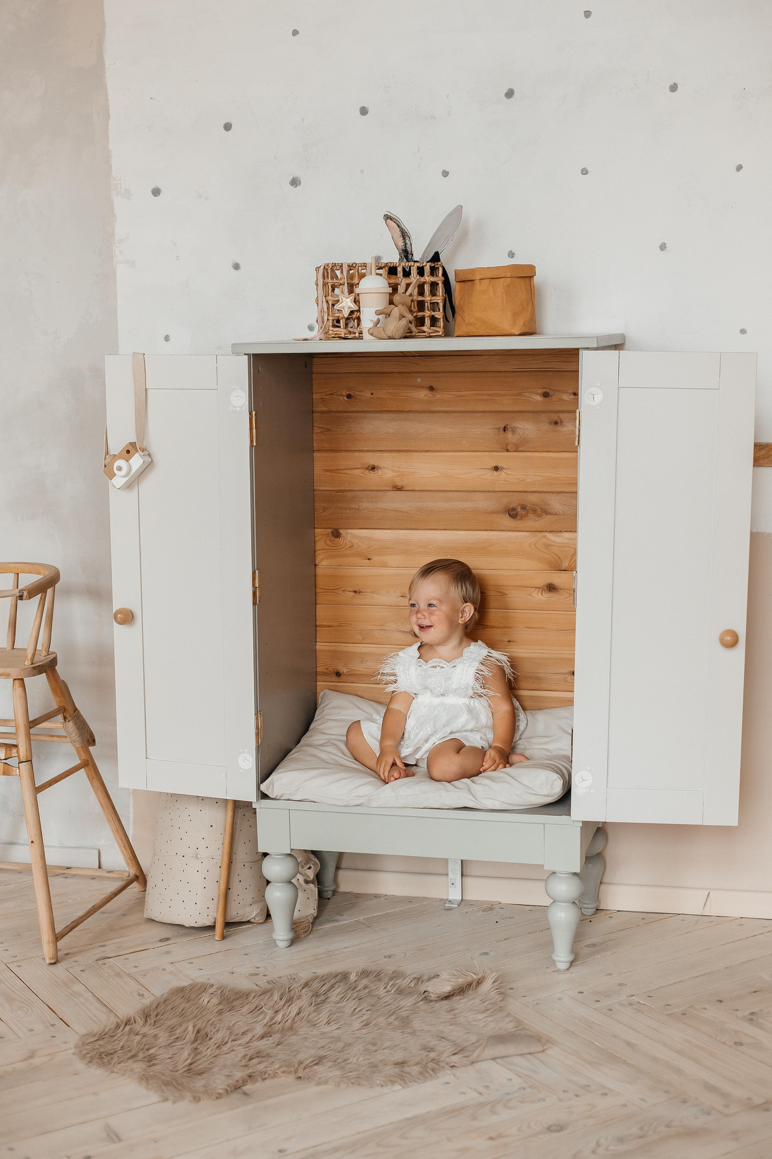 Семейная фотосессия (1 годик). Фотограф Авилова Дарья ● Тюмень● Съемка больших семей ●Архив поколений