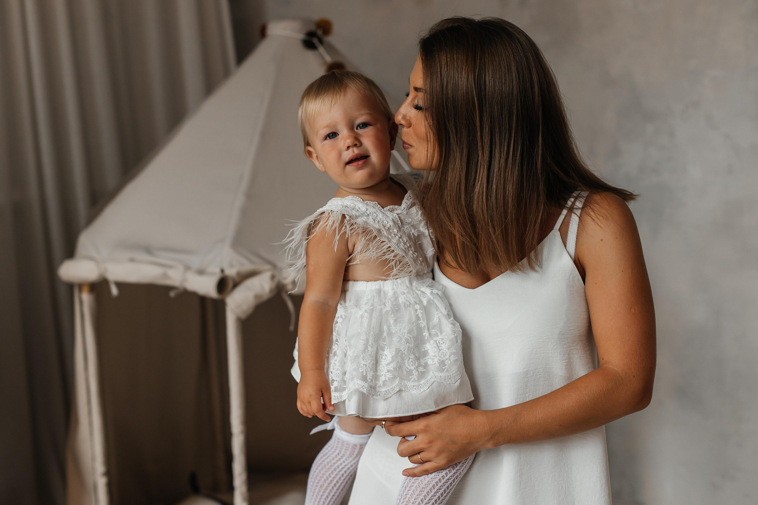 Семейная фотосессия (1 годик). Фотограф Авилова Дарья ● Тюмень● Съемка больших семей ●Архив поколений