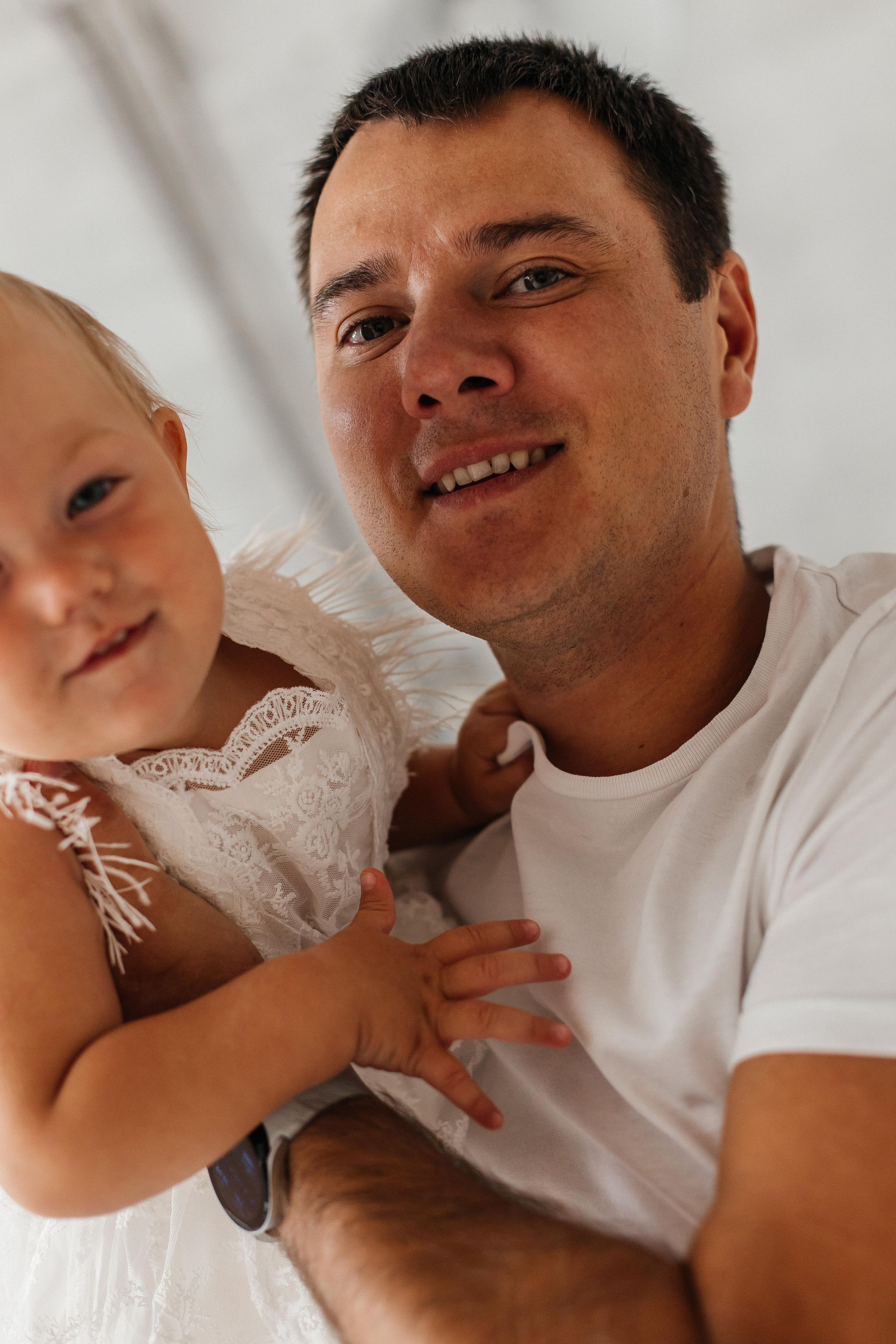 Семейная фотосессия (1 годик). Фотограф Авилова Дарья ● Тюмень● Съемка больших семей ●Архив поколений