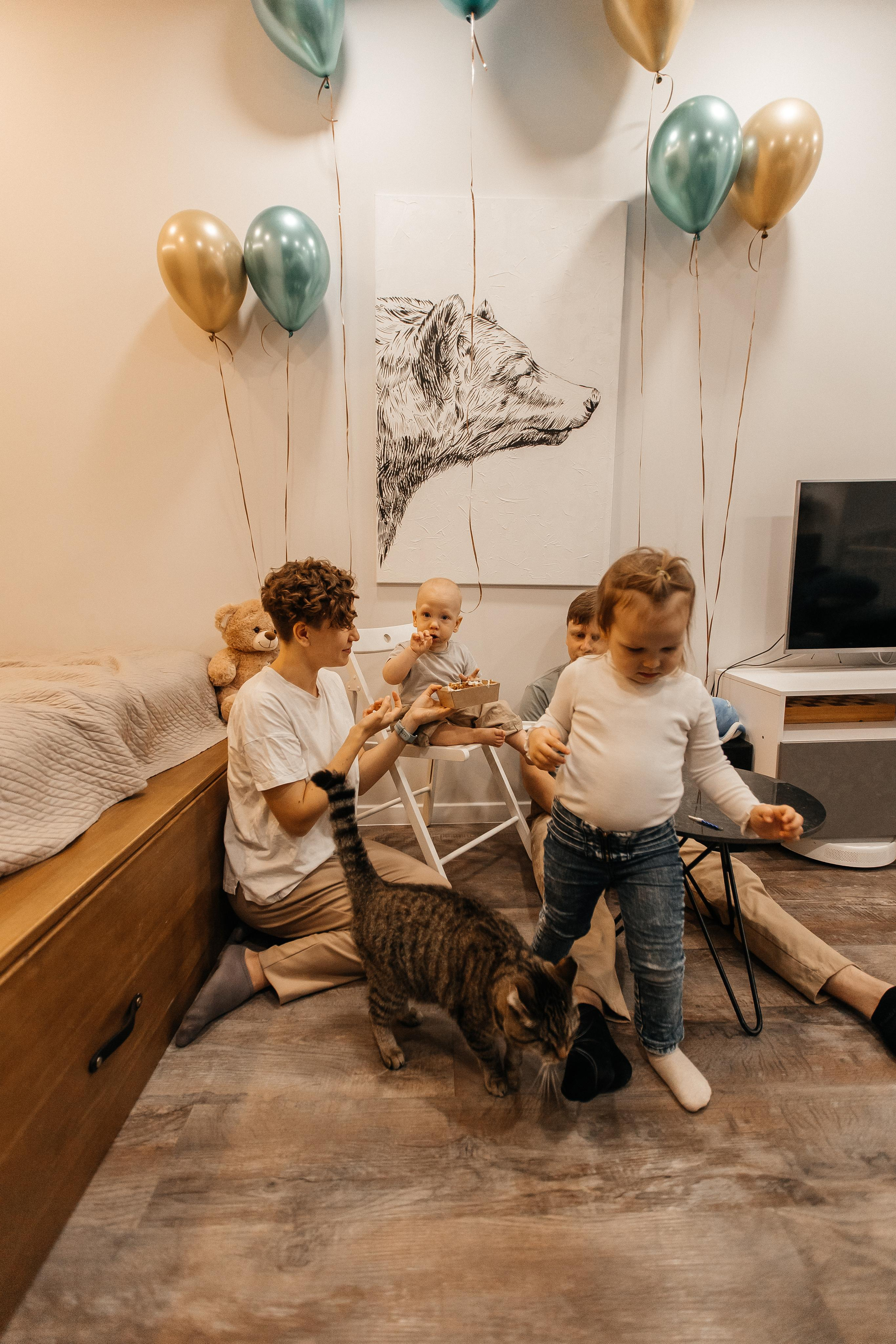 1 год дома. Фотограф Авилова Дарья ● Тюмень● Съемка больших семей ●Архив поколений