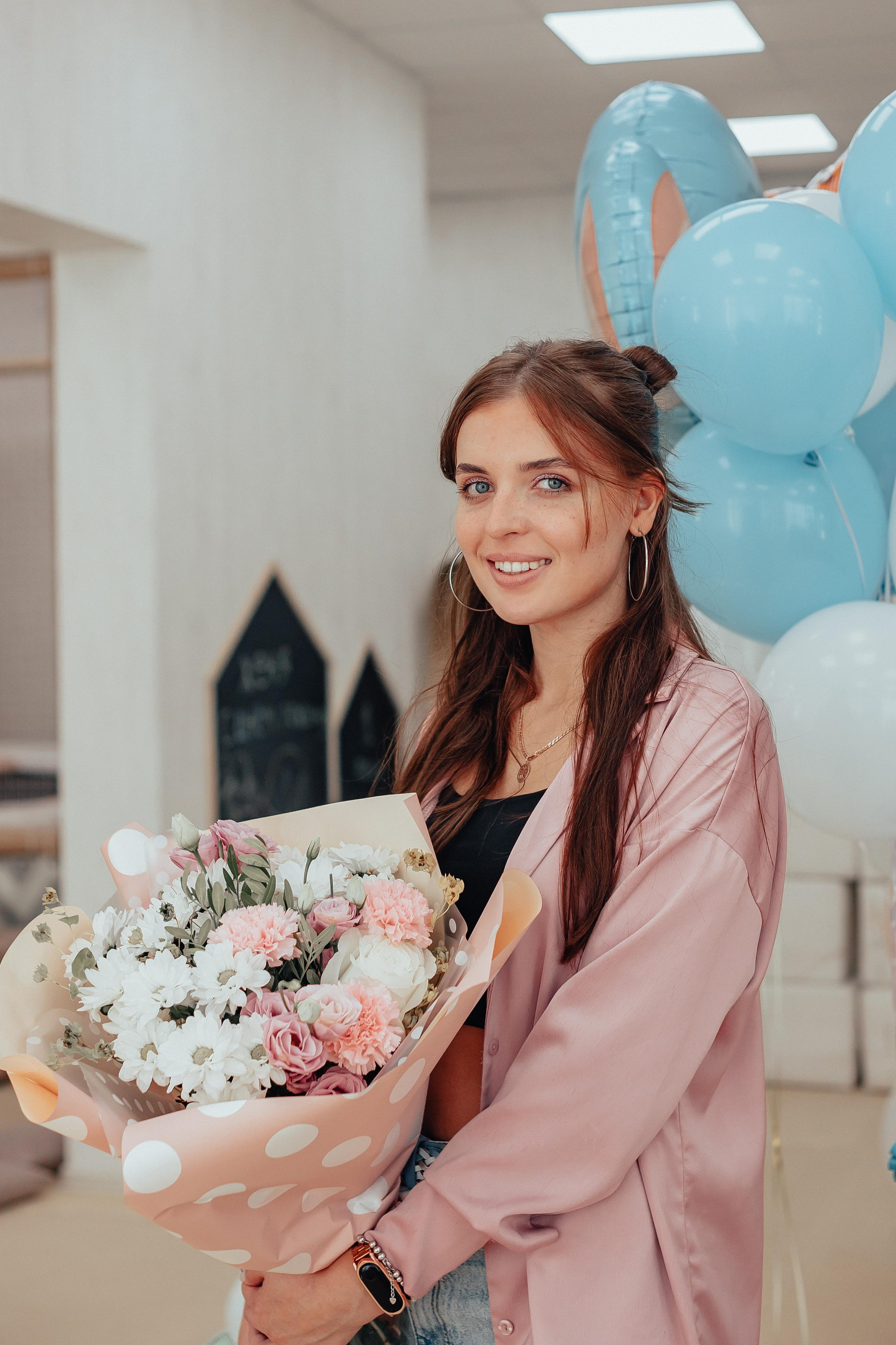 1 год в игровой. Фотограф Авилова Дарья ● Тюмень● Съемка больших семей ●Архив поколений