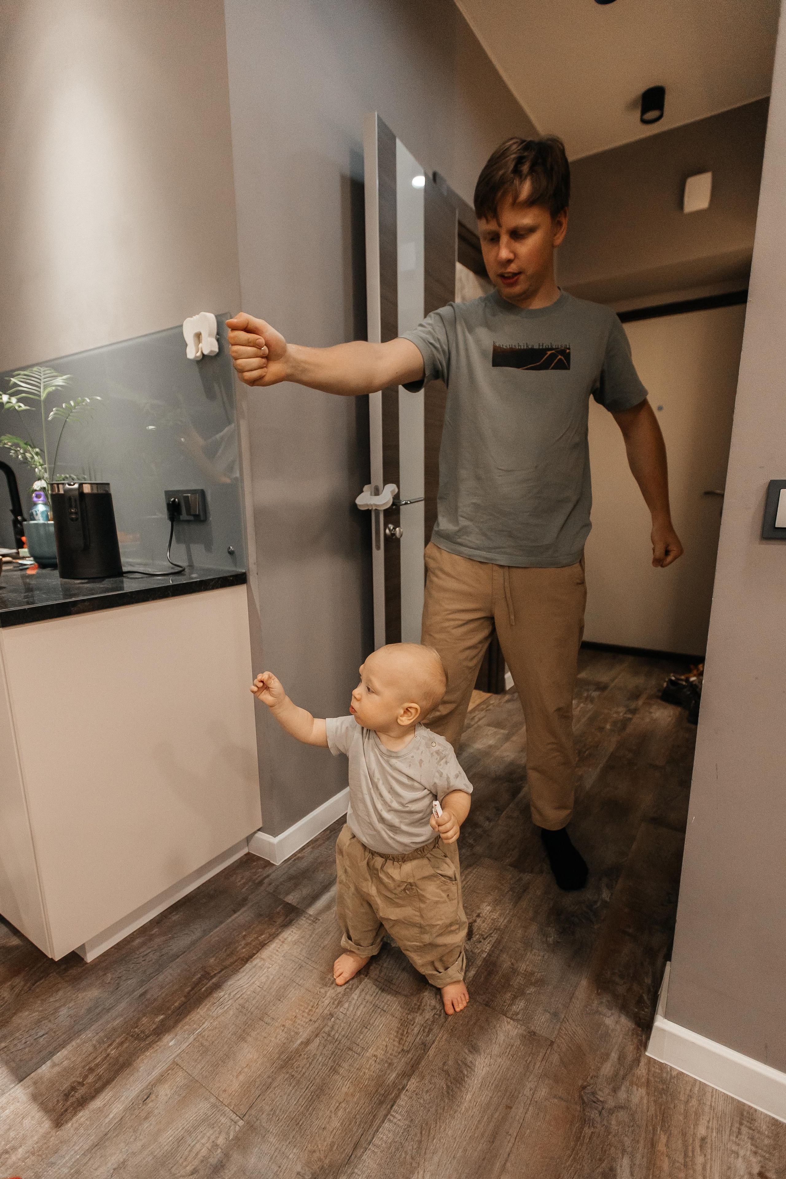 1 год дома. Фотограф Авилова Дарья ● Тюмень● Съемка больших семей ●Архив поколений