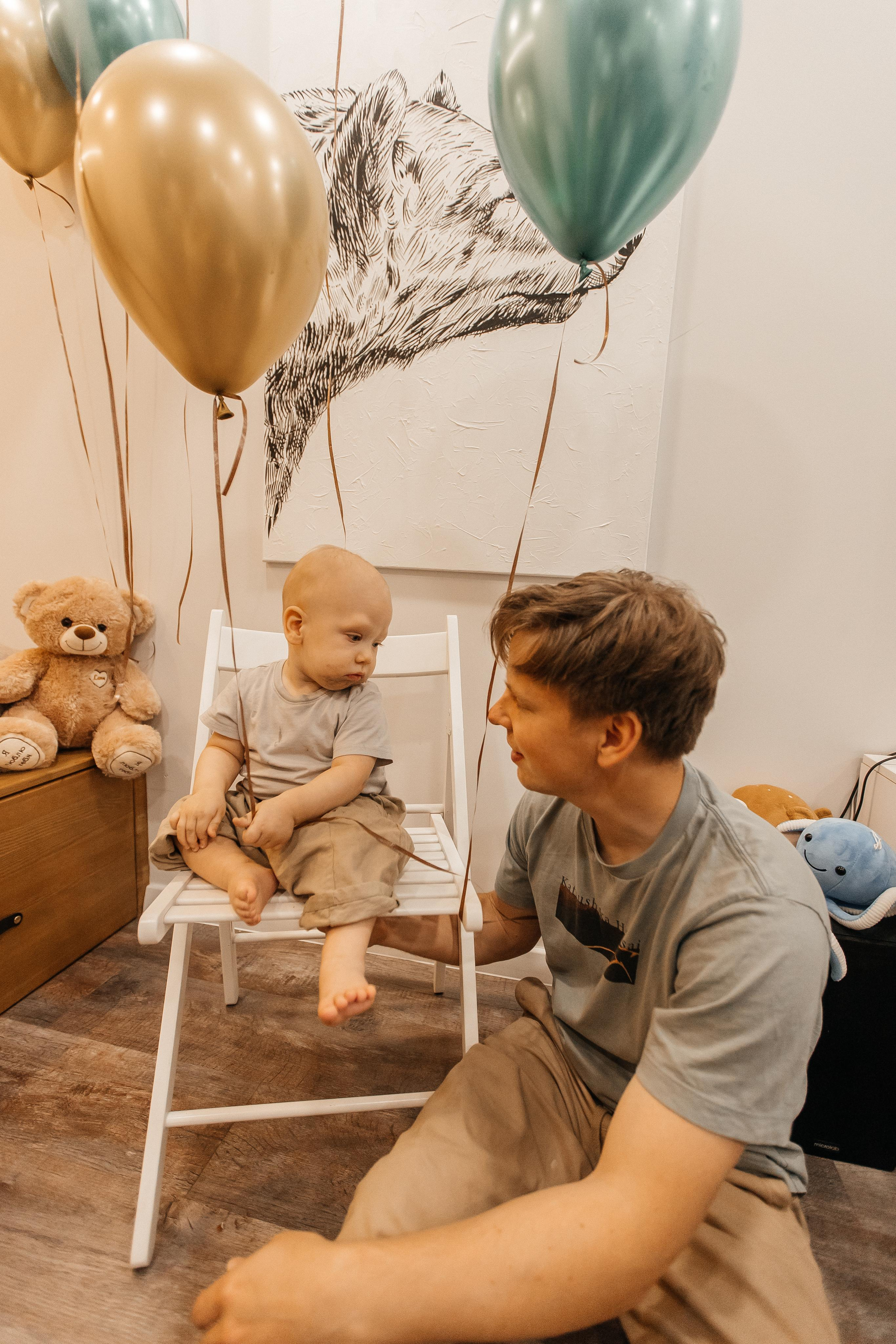 1 год дома. Фотограф Авилова Дарья ● Тюмень● Съемка больших семей ●Архив поколений