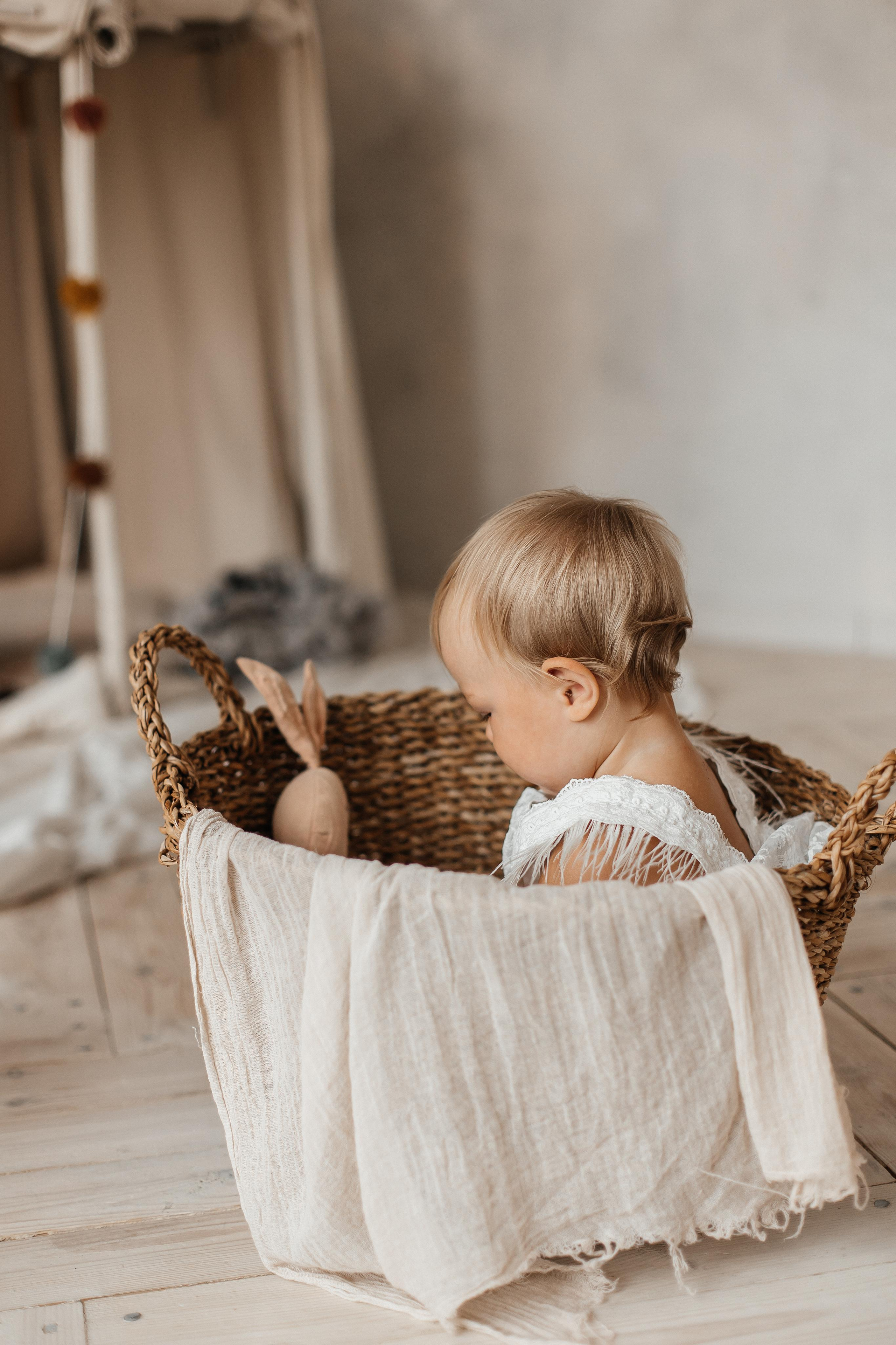 Семейная фотосессия (1 годик). Фотограф Авилова Дарья ● Тюмень● Съемка больших семей ●Архив поколений